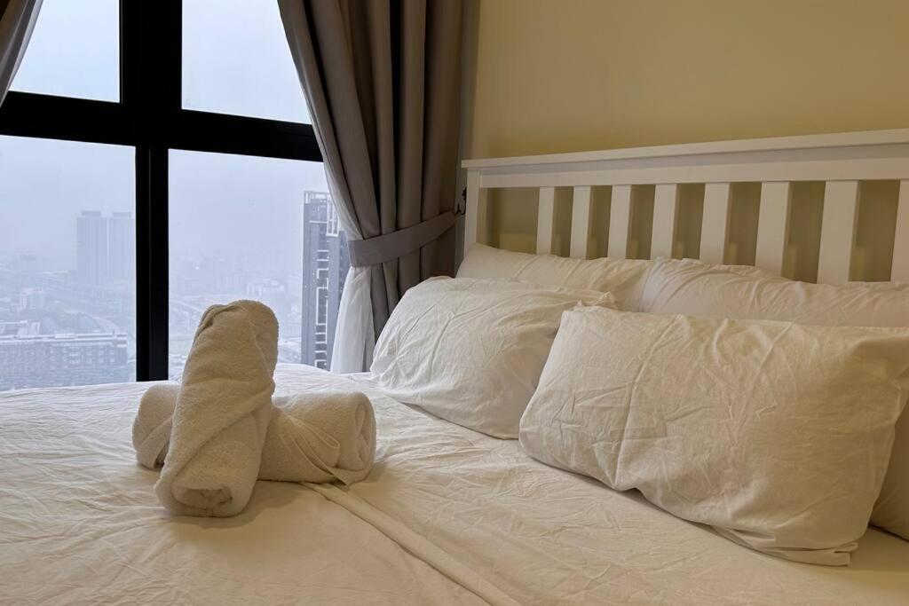 KLCC view Luxury family suites