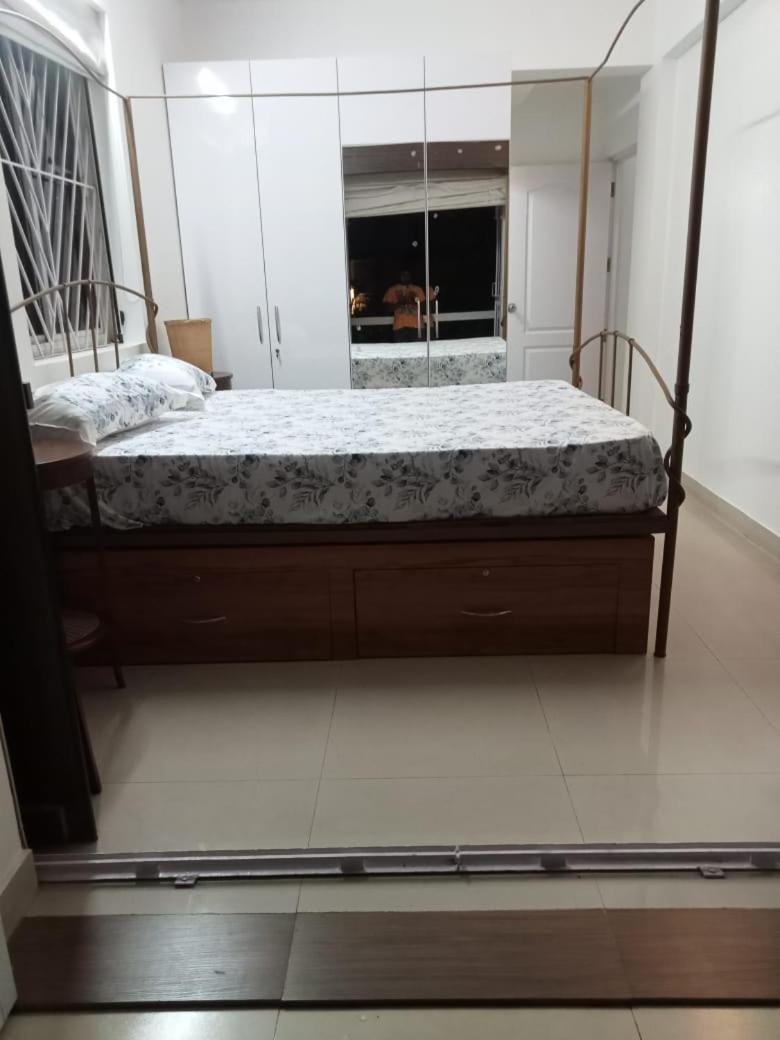 River side apartment view 5