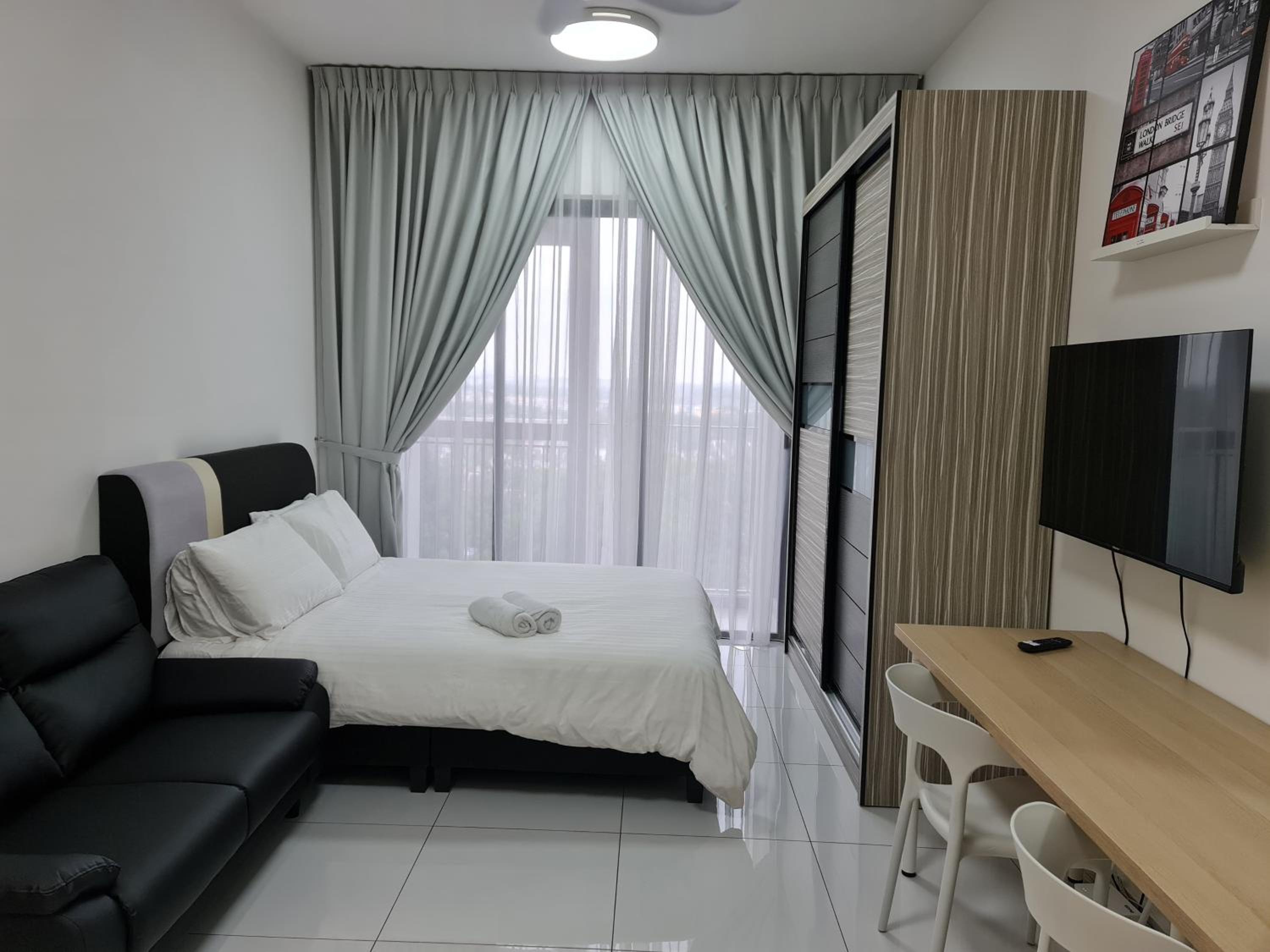 Skytree Studio Apartment Bukit Indah, Johor