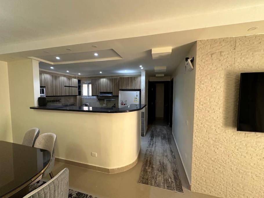 Elegant Brand new 2 bedroom flat view 5