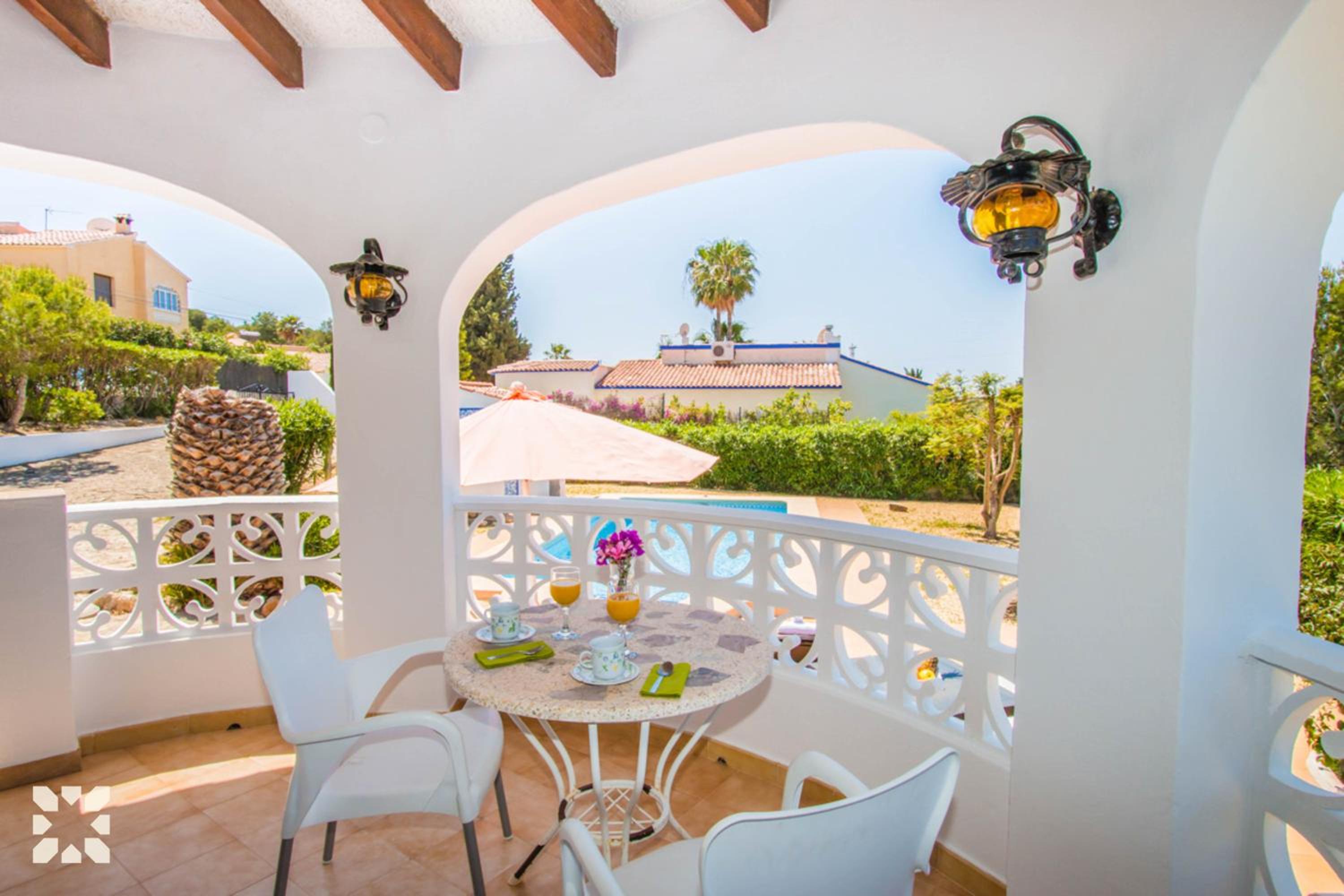 Villa La Paz by Abahana Villas view 3