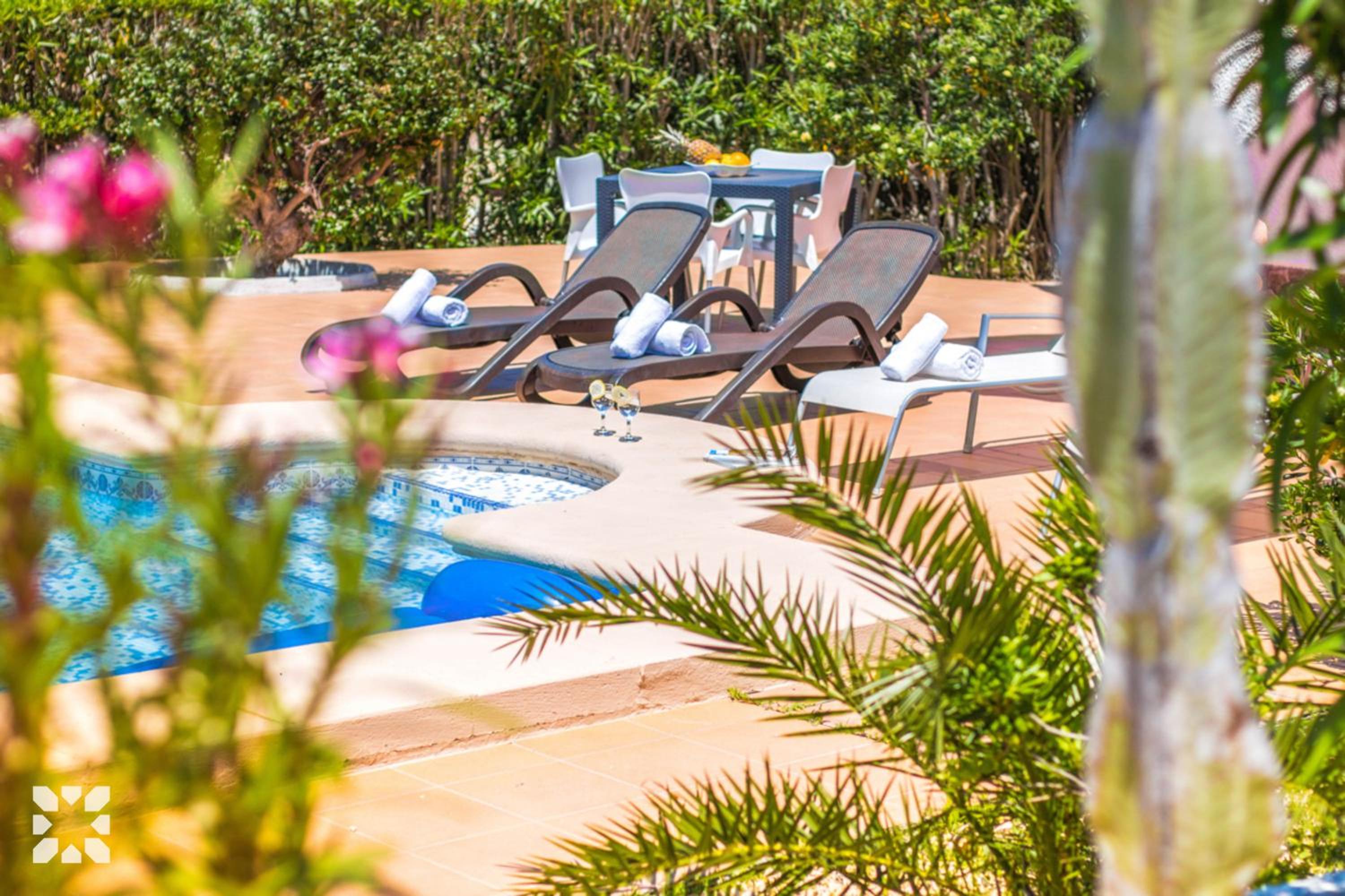 Villa La Paz by Abahana Villas view 4