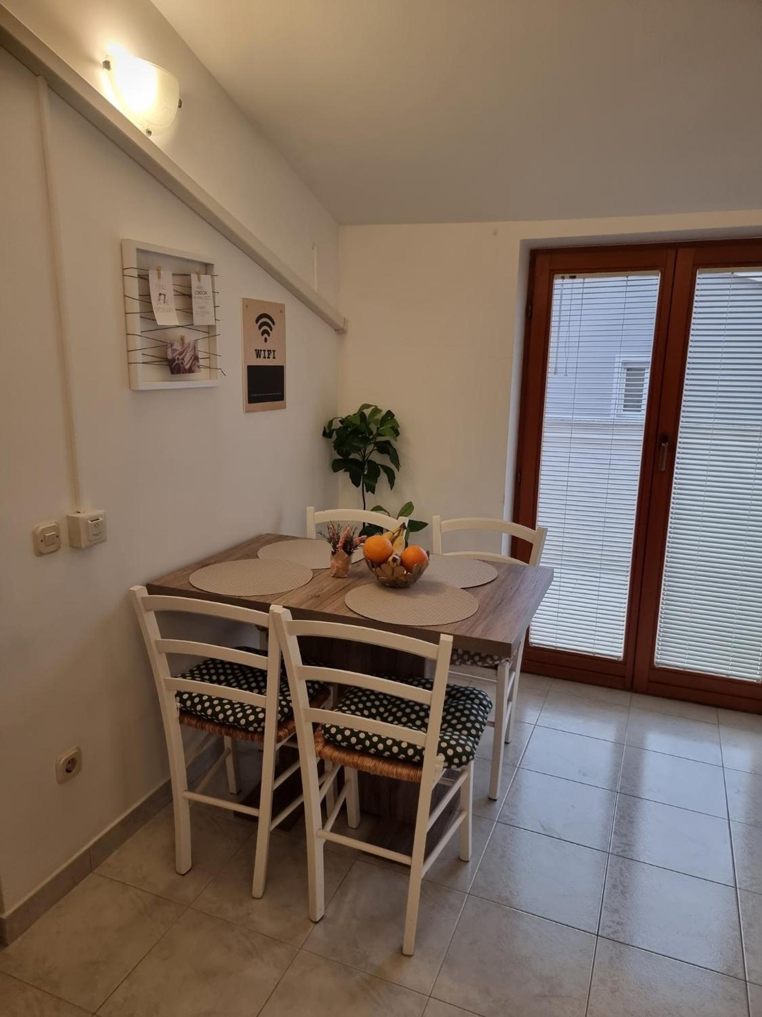 Apartment Mango