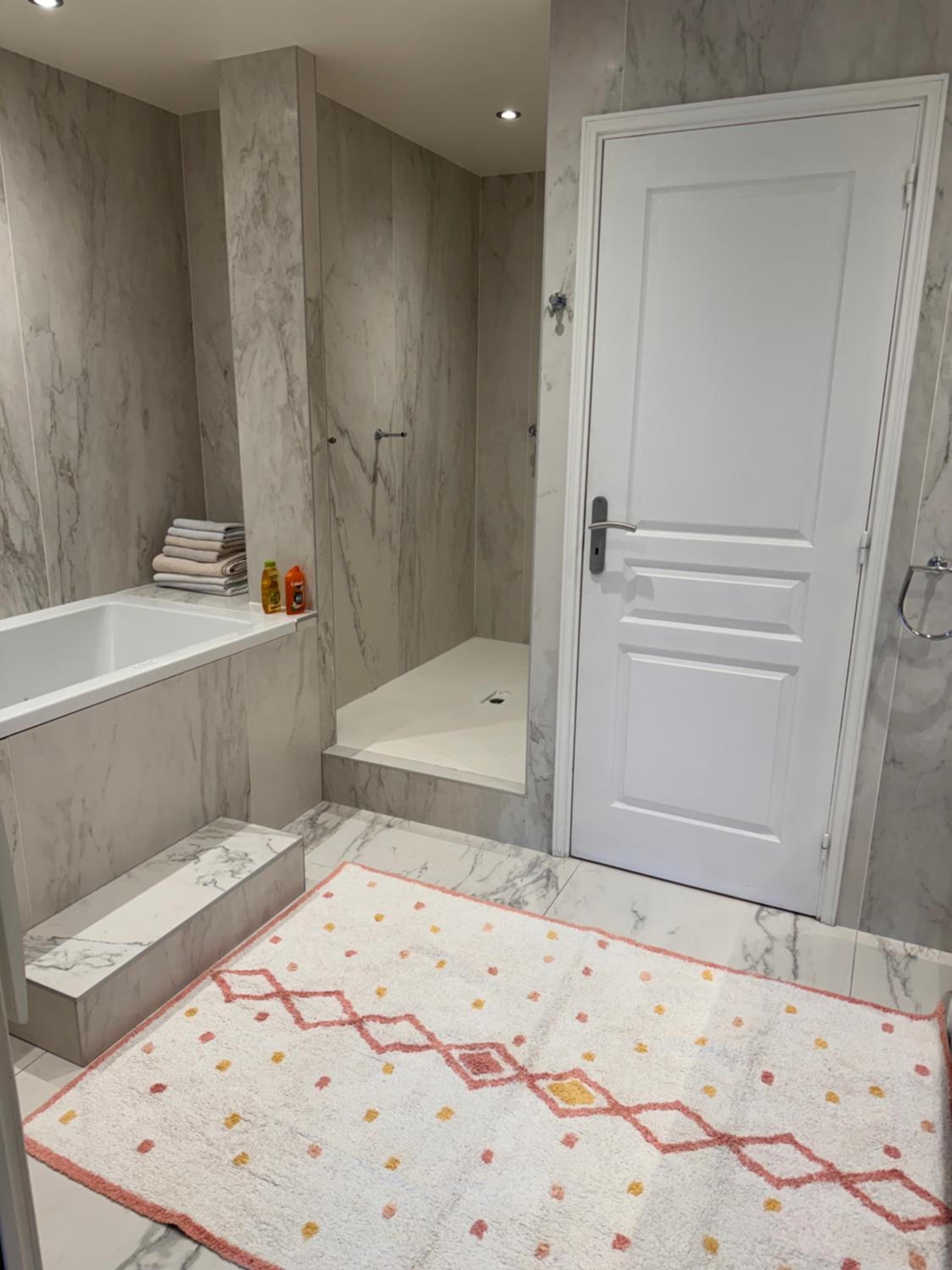 3 bedrooms with Tour Eiffel view