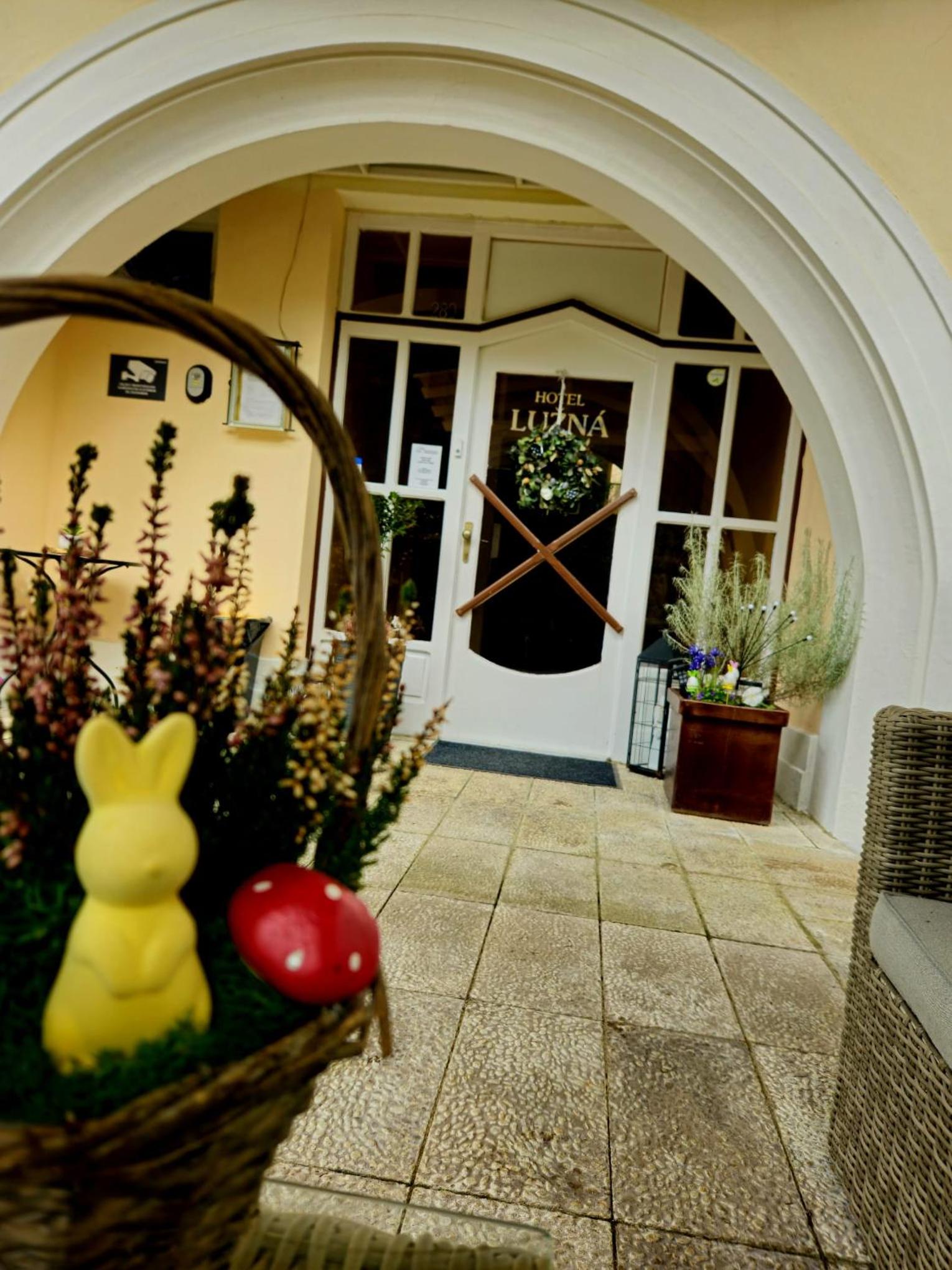 Hotel Lužná