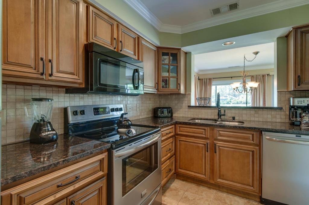 Golf Views, Walk In Shower, Private Deck view 2