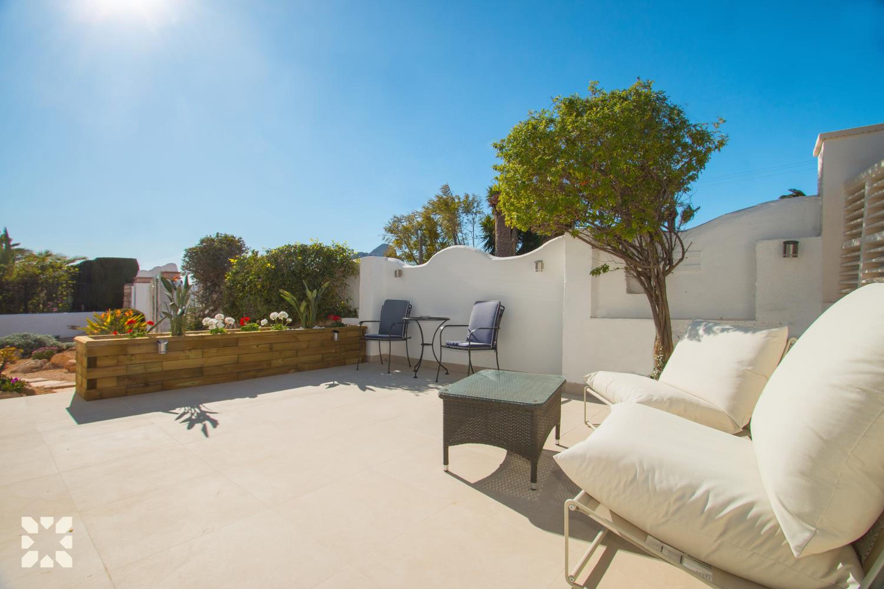 Villa Ladera by Abahana Villas view 5