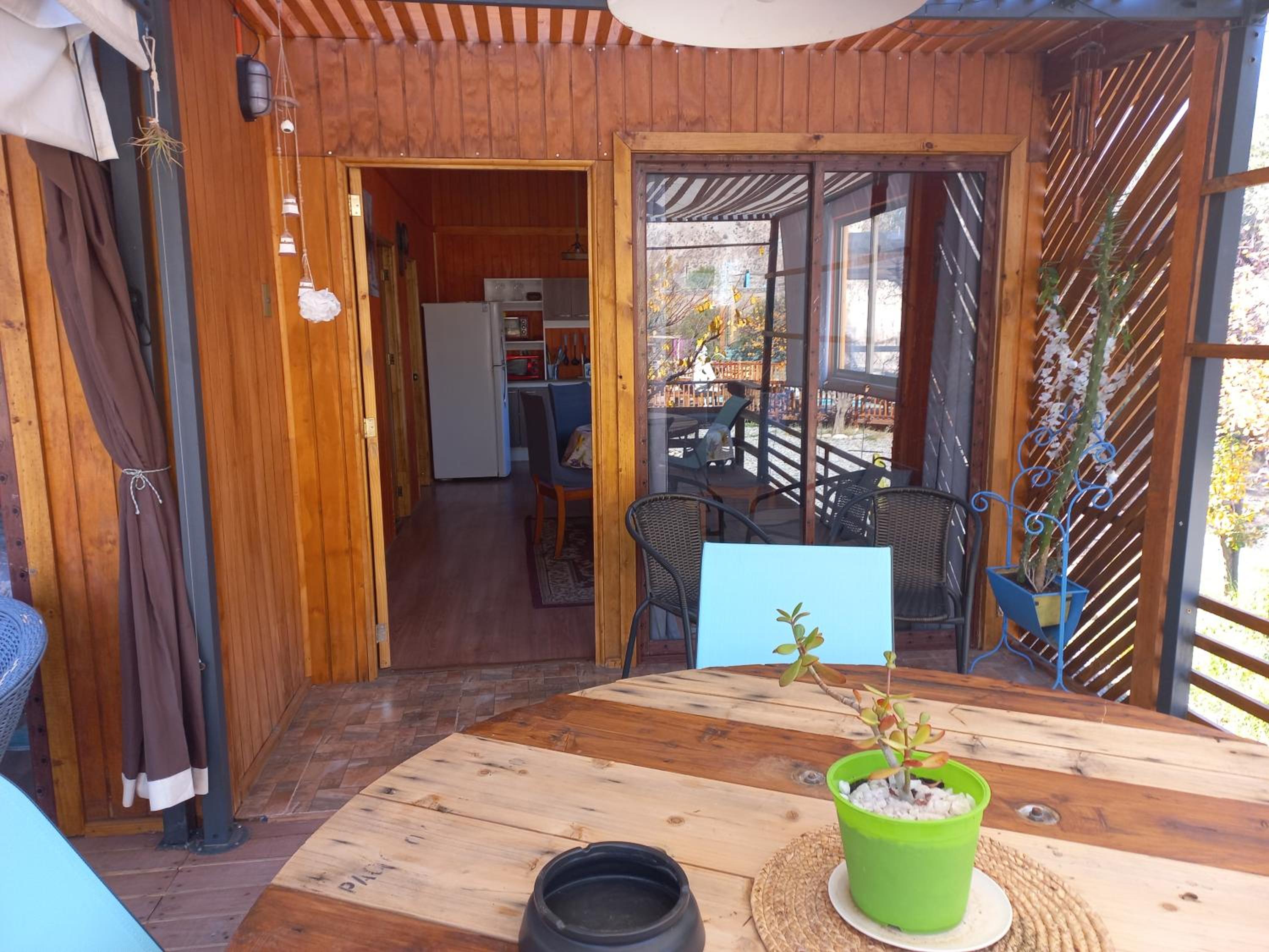 Casa Valle con Tinaja privada en Rivadavia