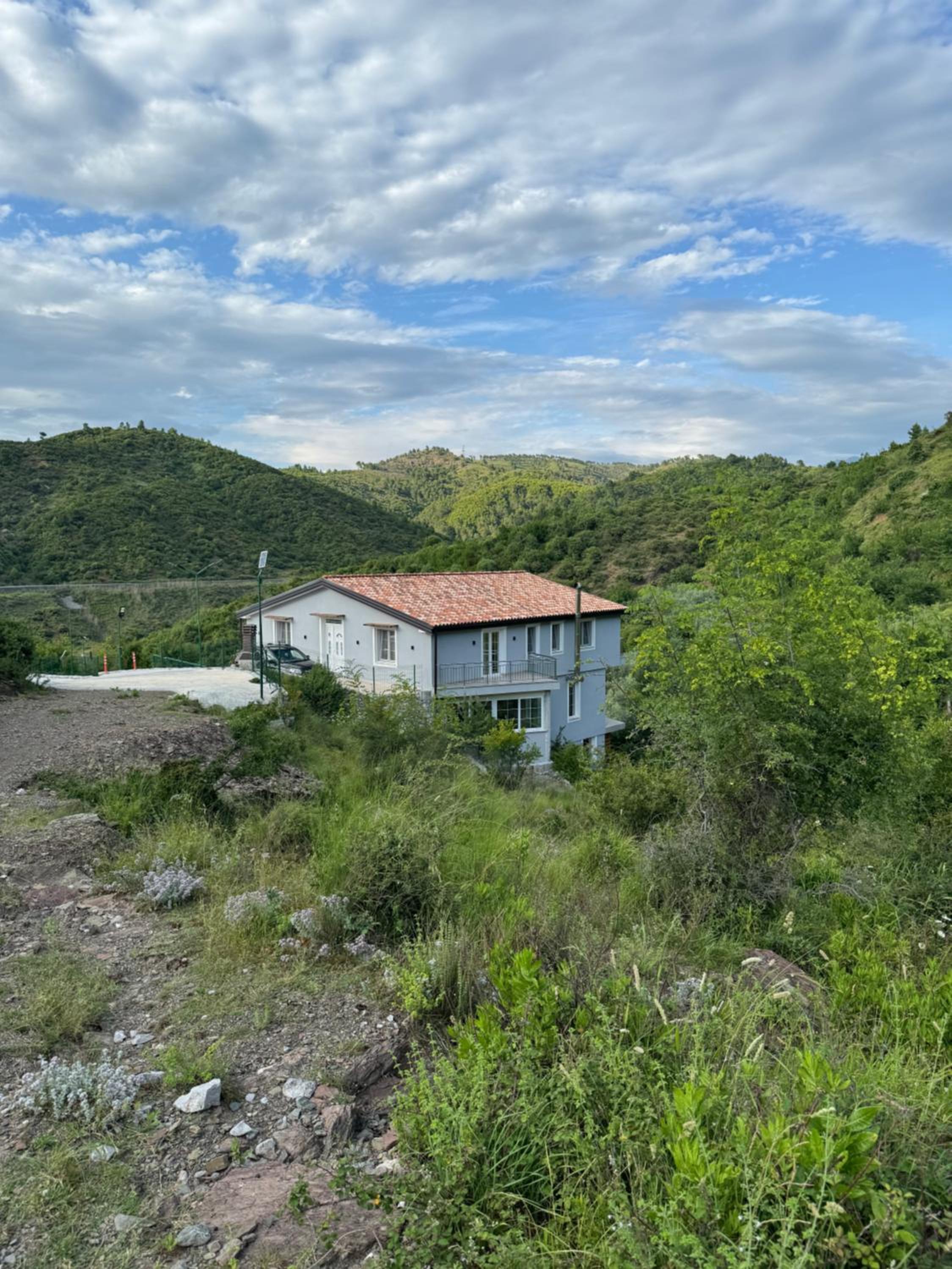 Qyteza Guest House & Camping