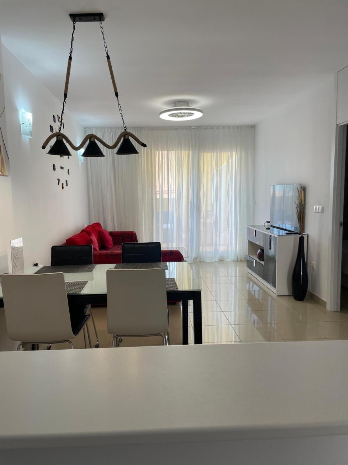 Apartamento en Playa Flamenca (residencial El Bosque) view 2
