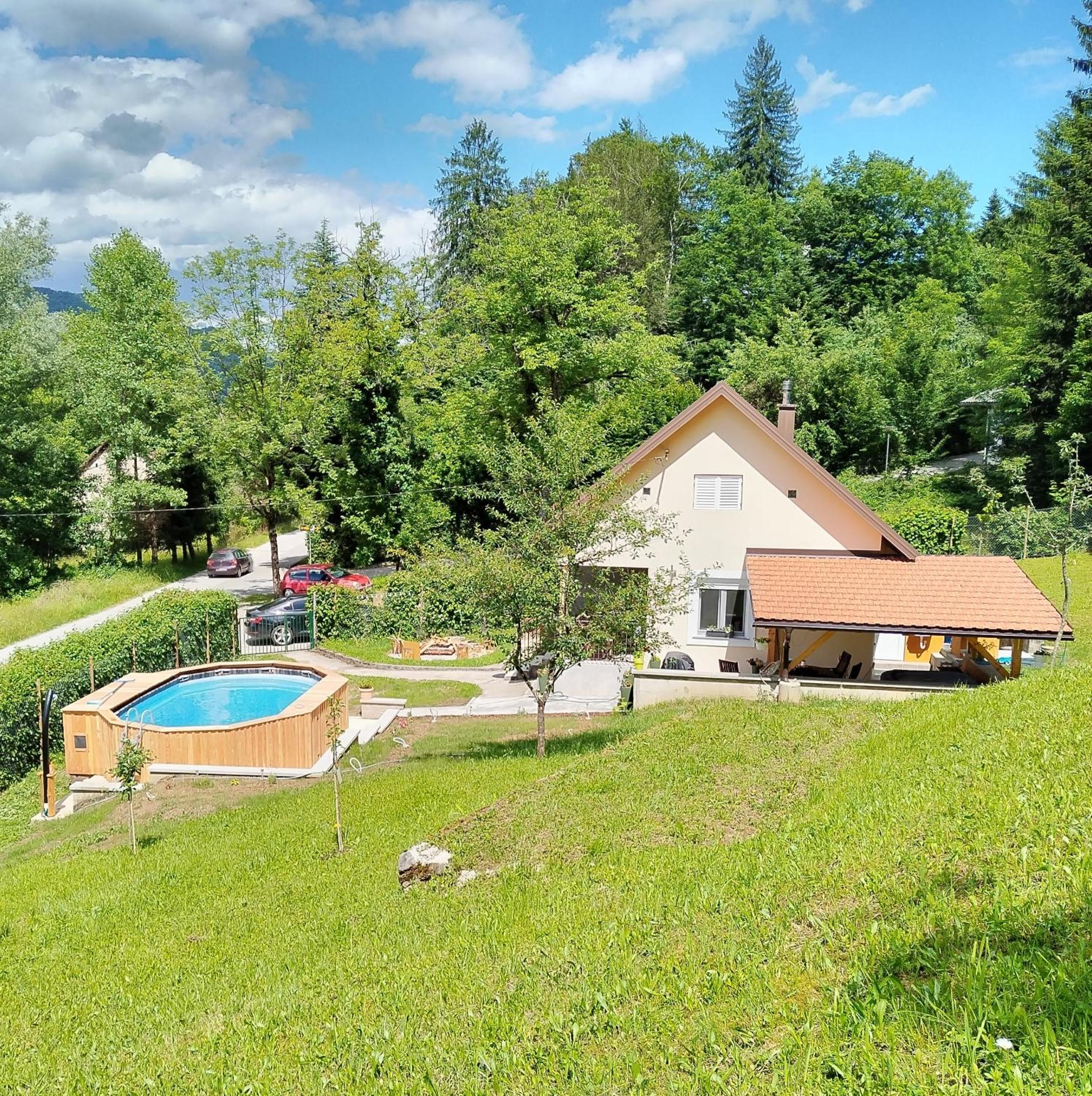 Holiday House Provance view 4