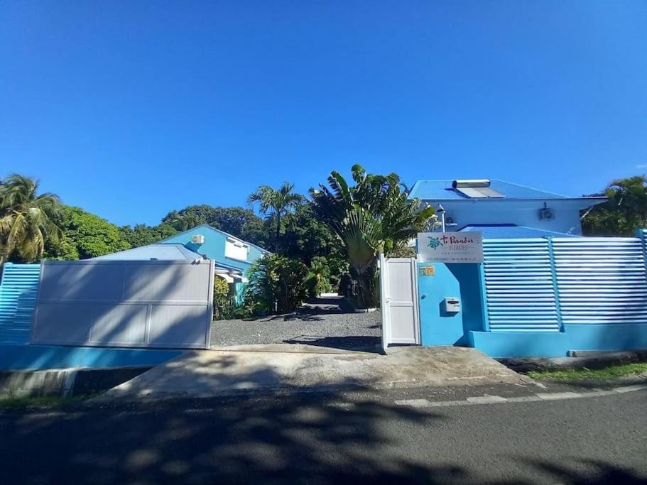 Ti Paradis Gîte à 200 m plage de Grande Anse