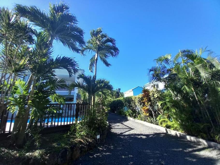 Ti Paradis Gîte à 200 m plage de Grande Anse