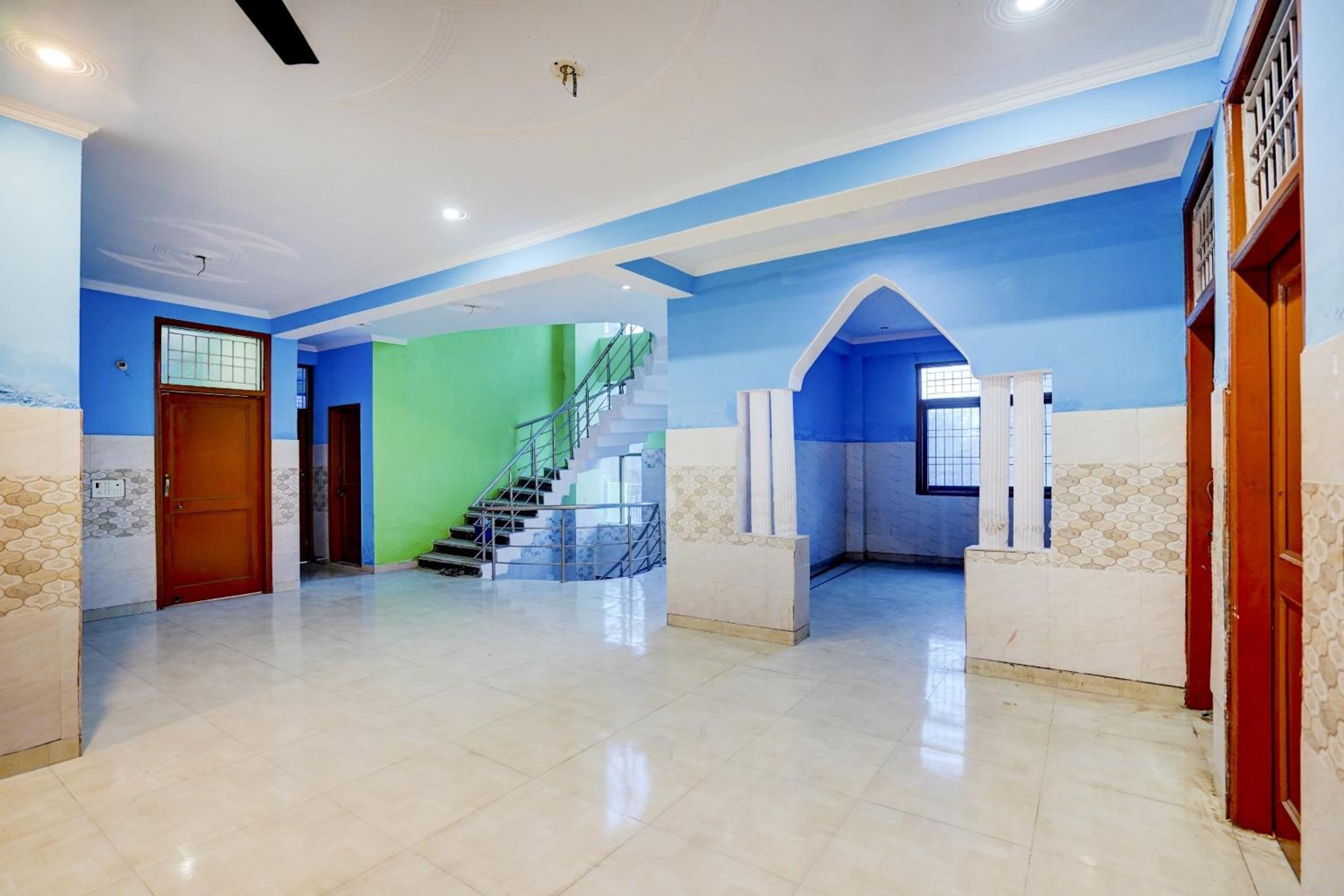 Hotel O BR Residency view 4