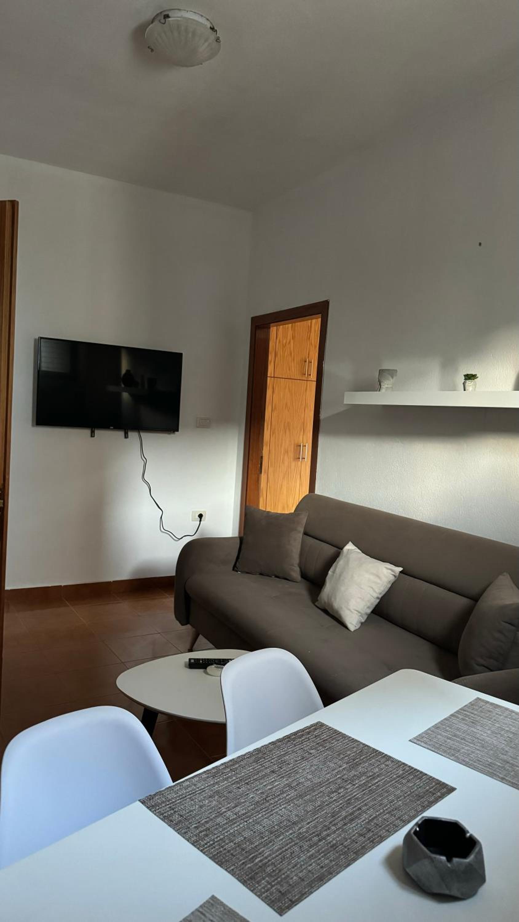 Peçi Apartments Gjirokastër