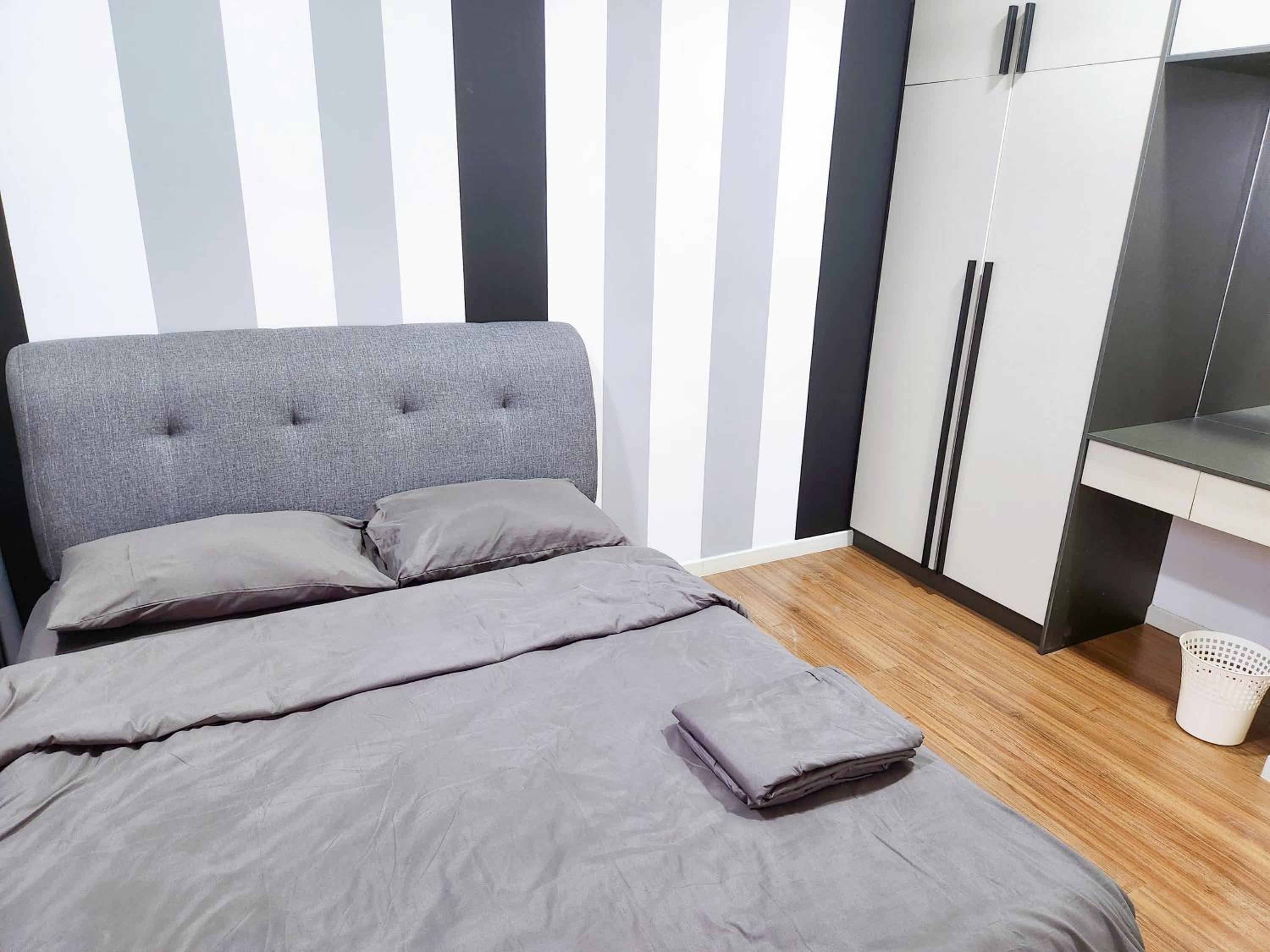 Luxury 4 Bedroom Suite at Cheras Maluri MRT photo 6