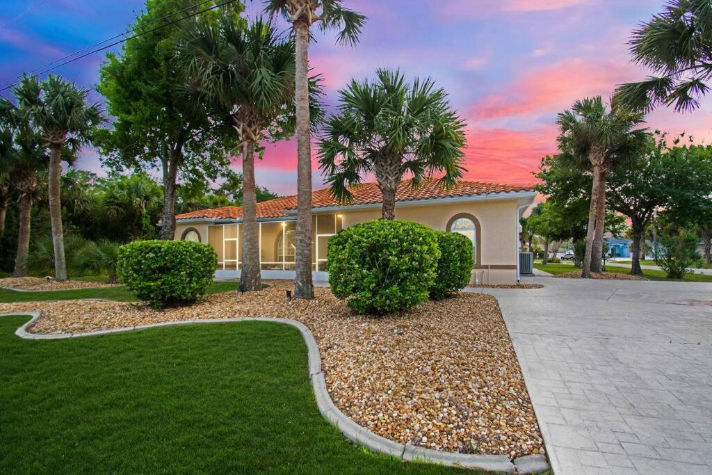 Game room ,Saltwater ,pool Spa - Tropical Oasis!, photo 2