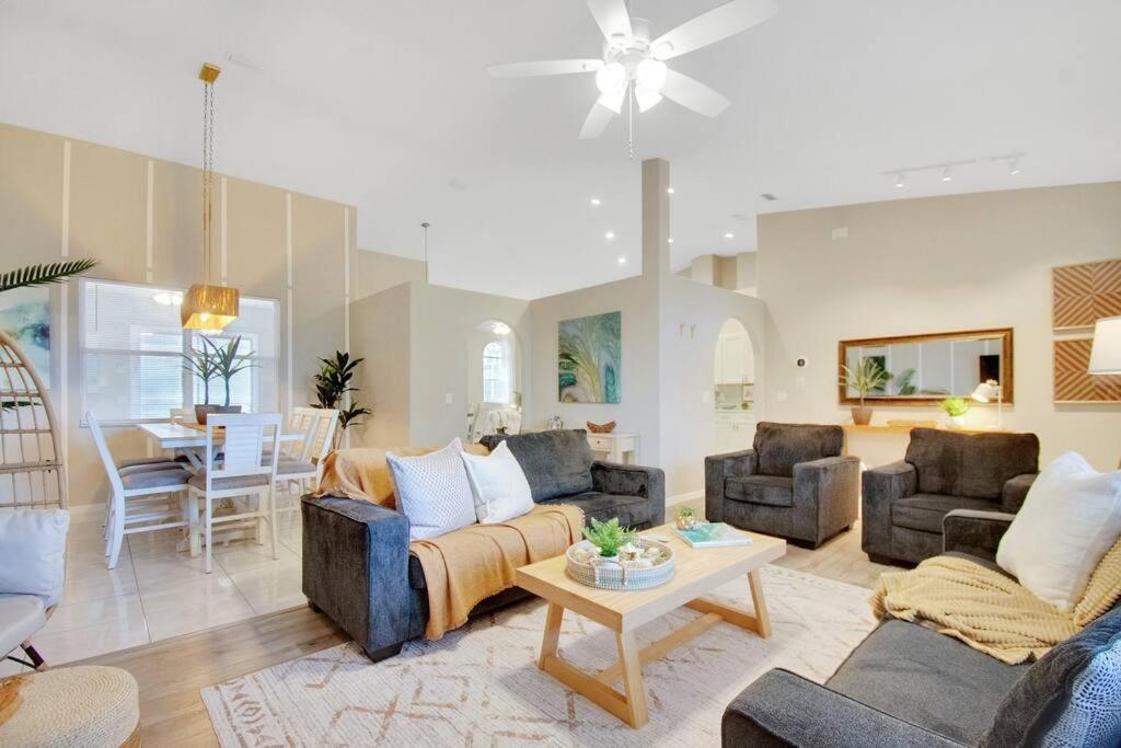 Game room ,Saltwater ,pool Spa - Tropical Oasis!, photo 18