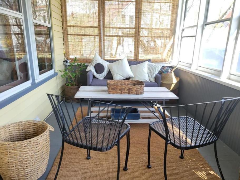 The Vermont Cottage