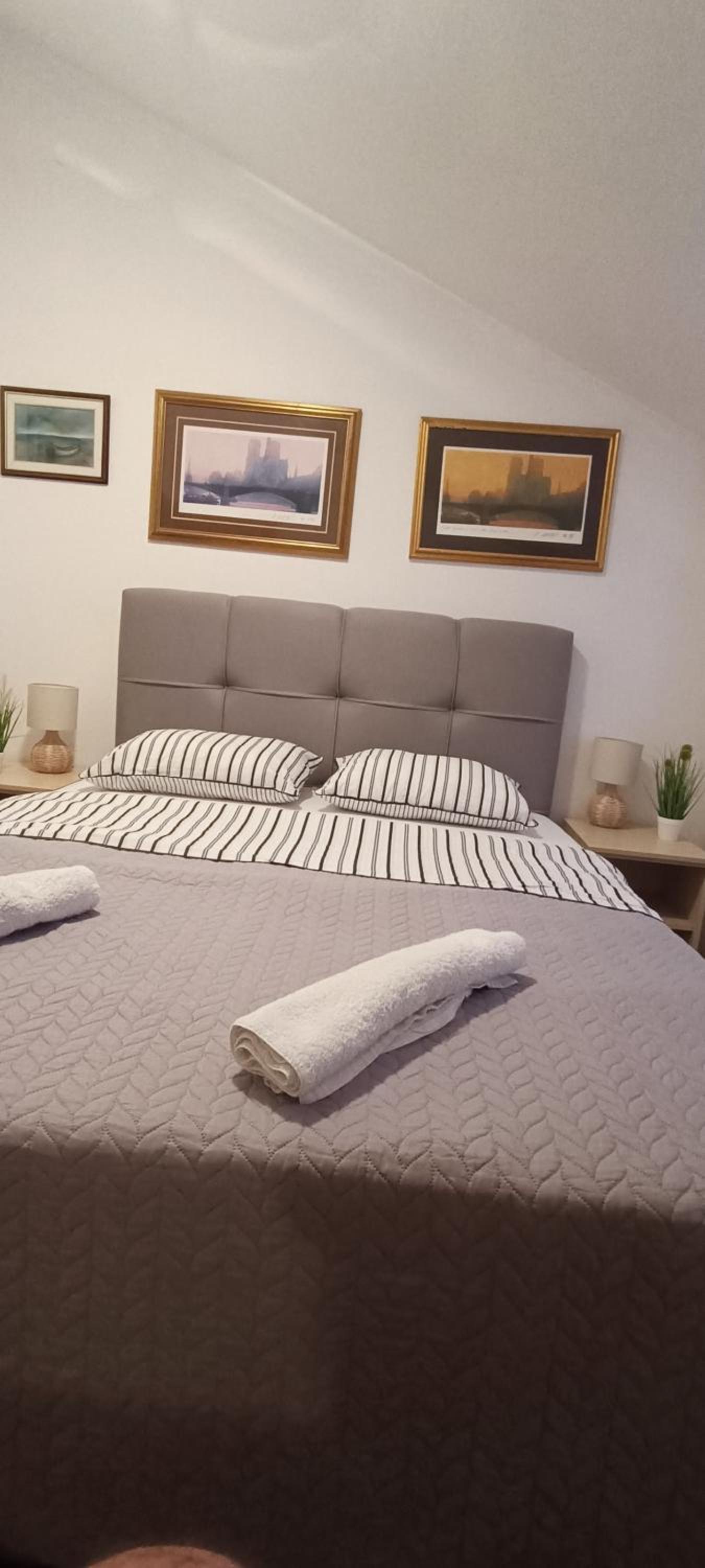 Apartman Beus-five min form the beach