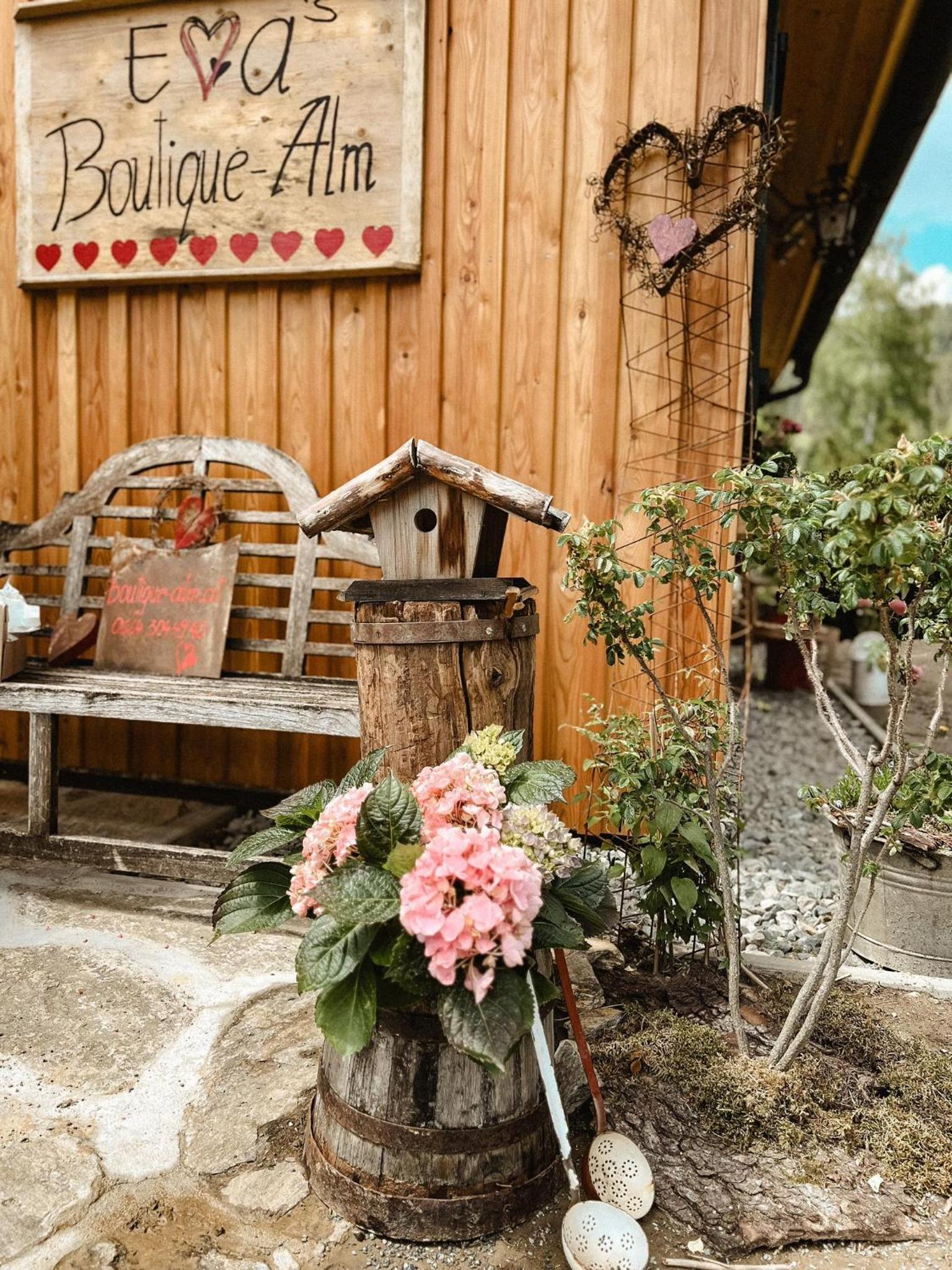 Evas Boutique Alm
