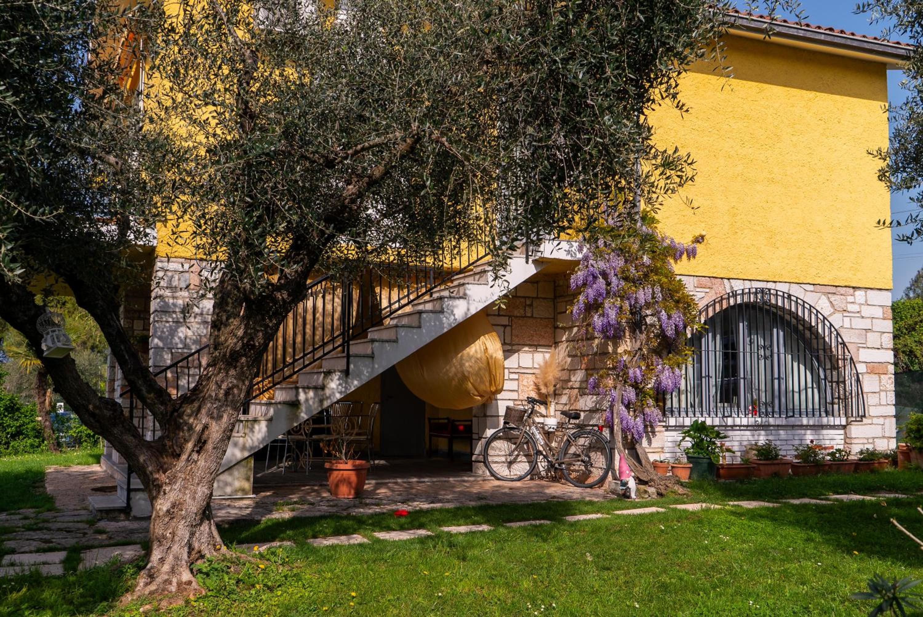 Villa La Magnolia - Private Beach Access, Garden, Views view 2