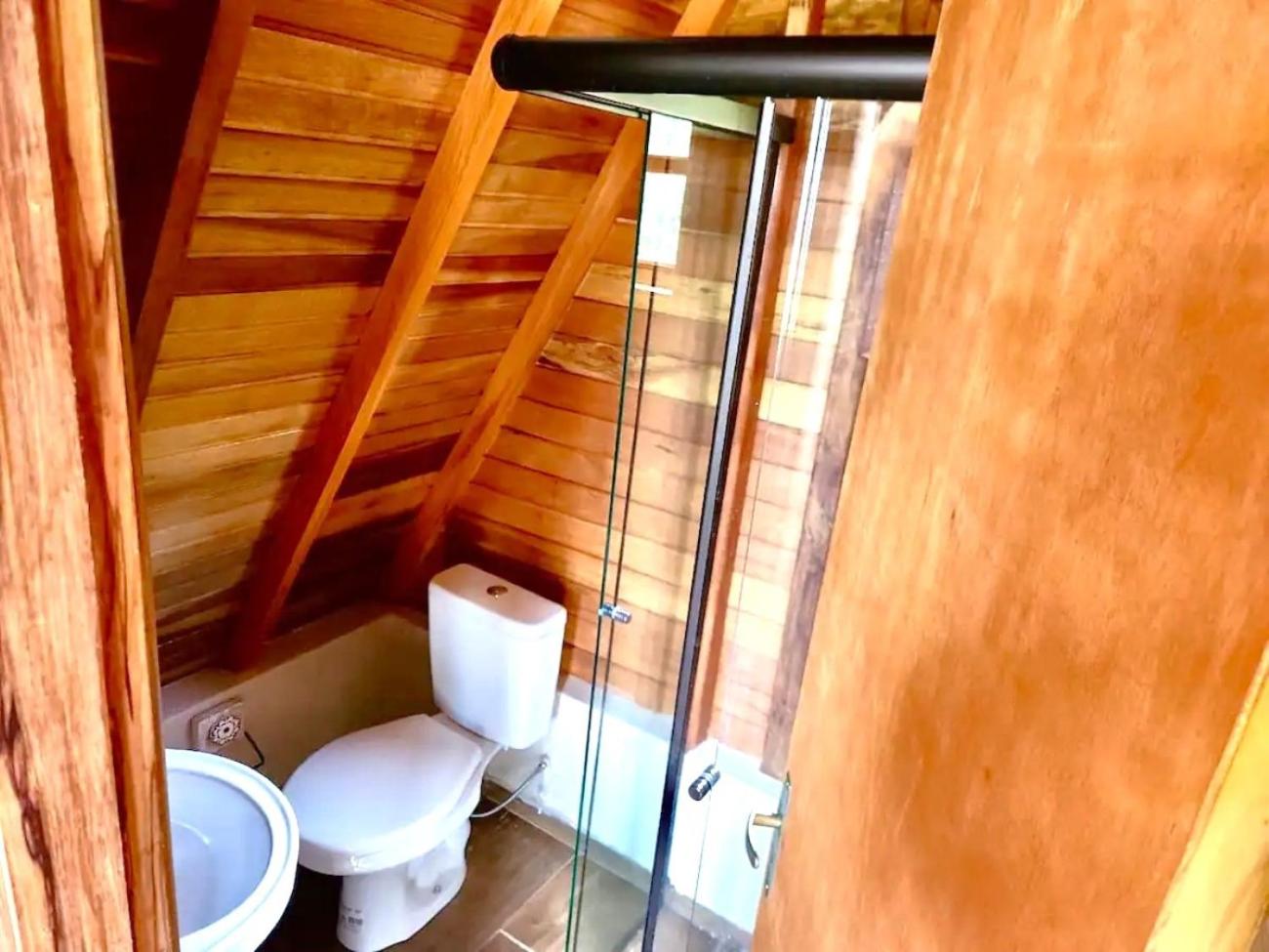 Suisse Chalet by MontJacui - com Jacuzzi