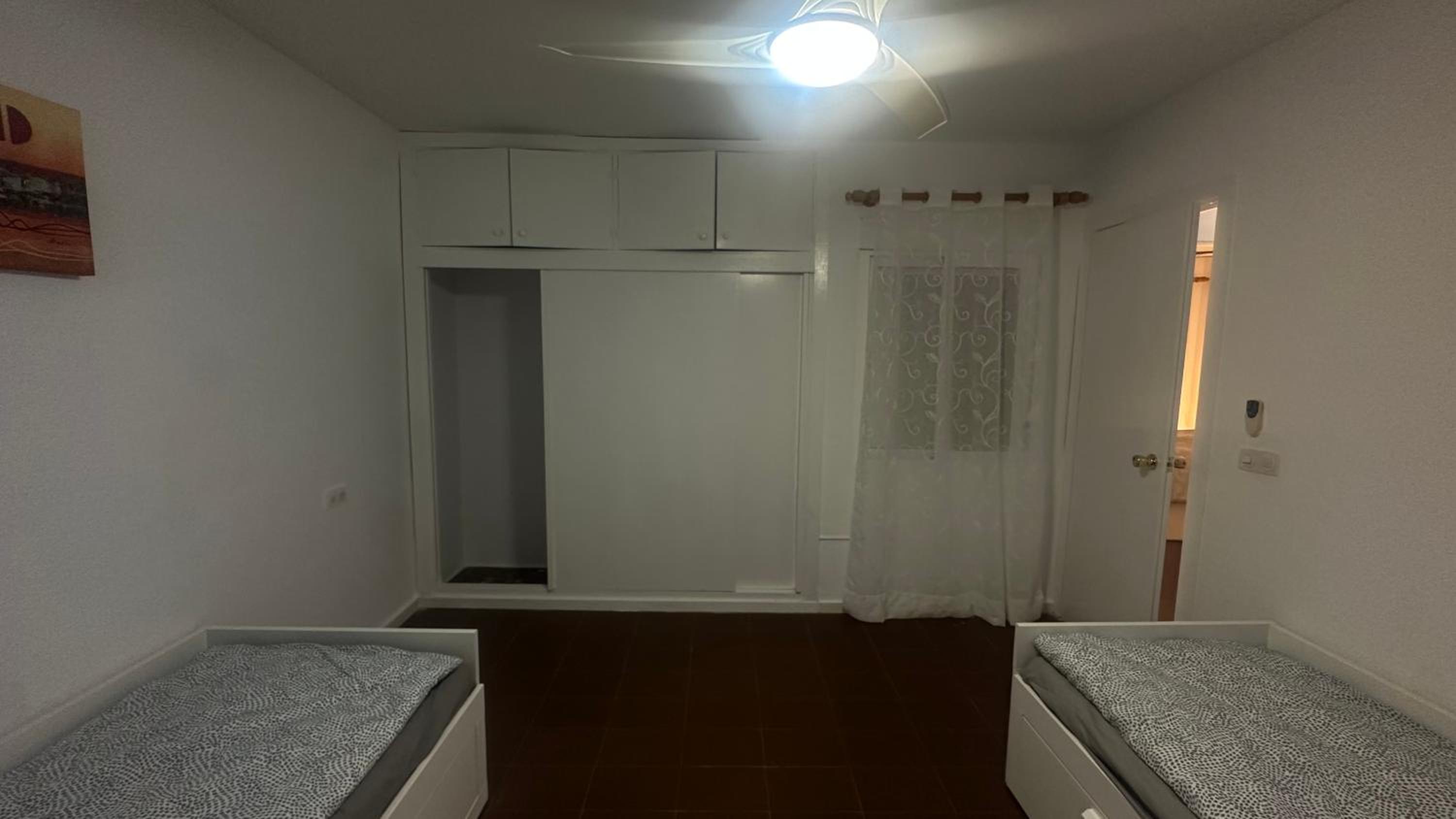 Don Paco Beach 1-Linea playa-piscina-aire acondicionado-parking view 2