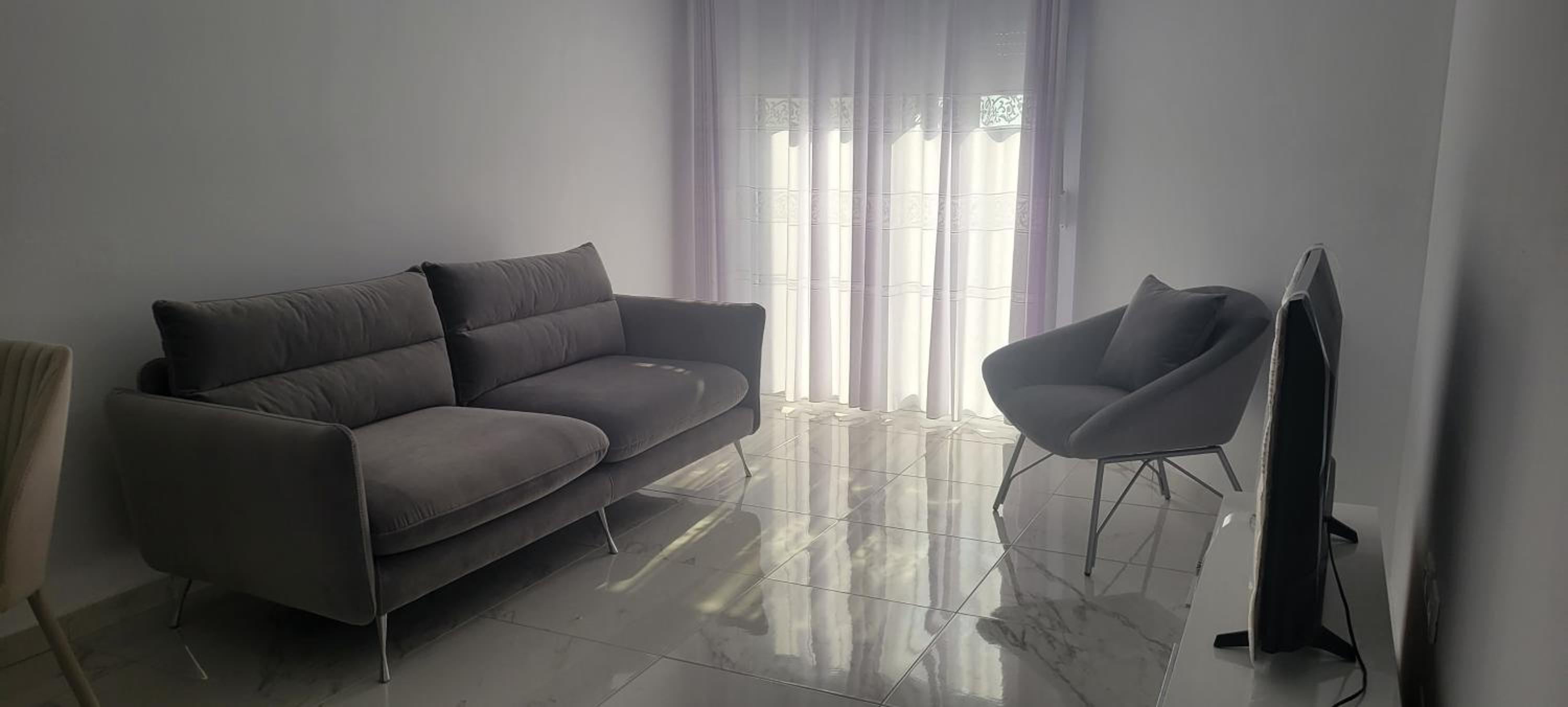 Lightside Apartment