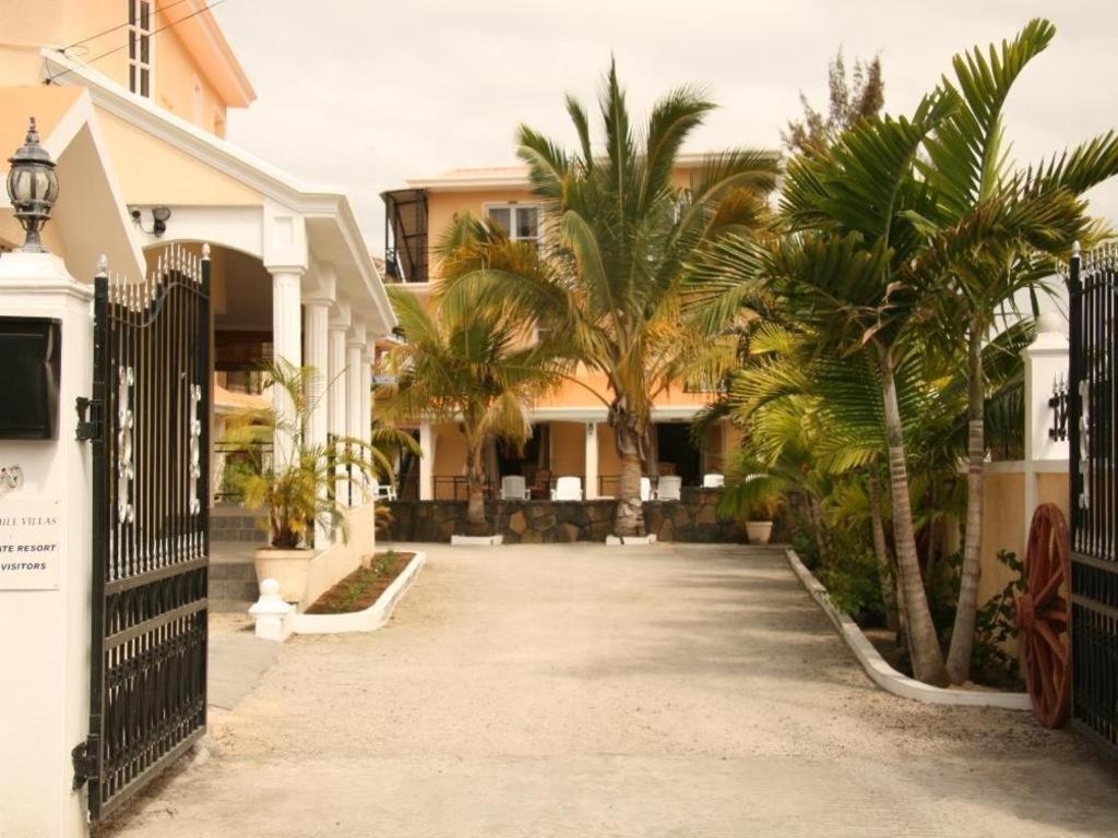 Mon CASE 2, Affordable two bedrooms apartment in Grand Baie, Pereybère