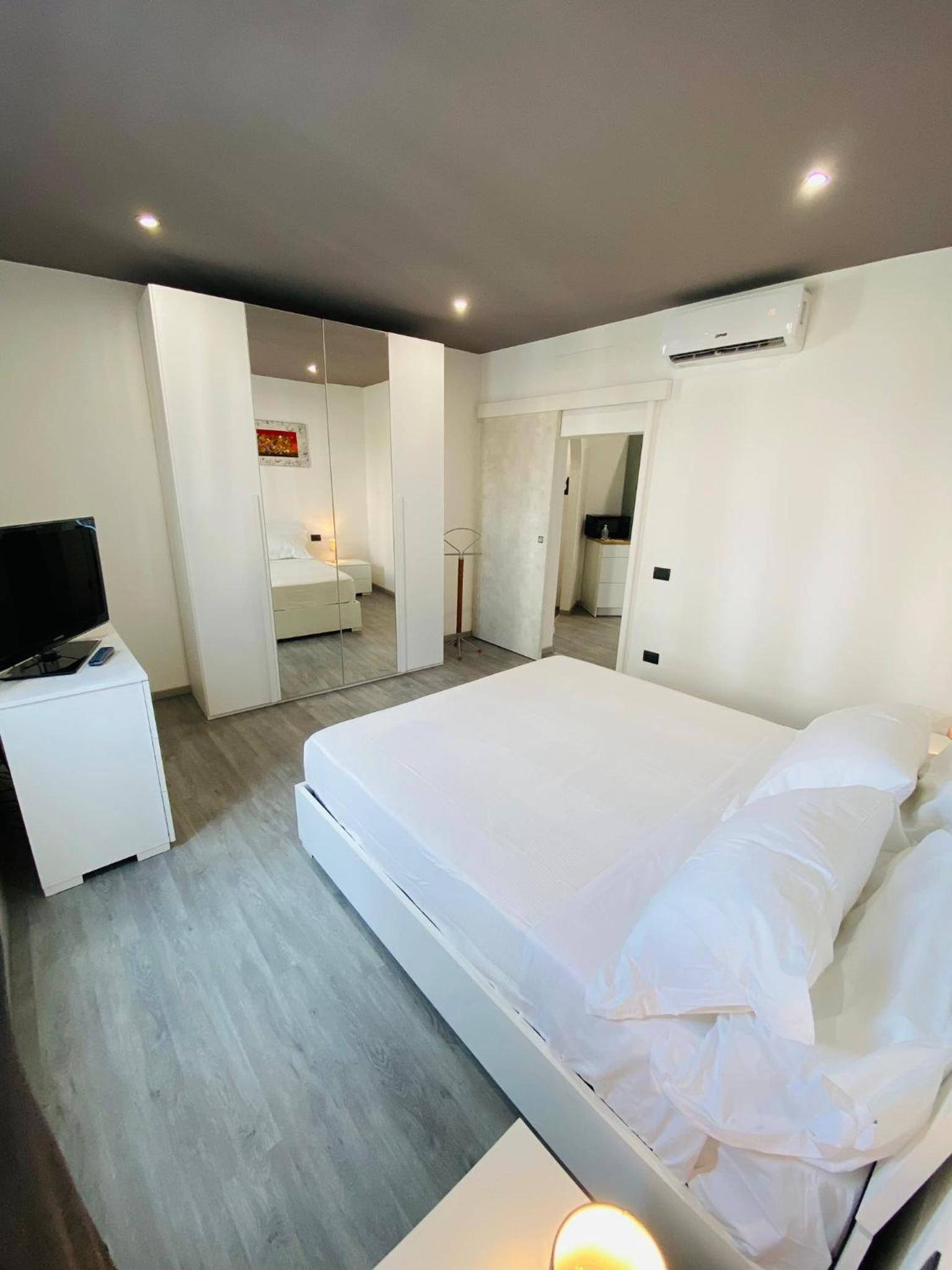 All'angolo Toselli apt