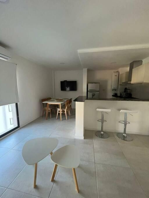 Departamento céntrico, moderno y confortable