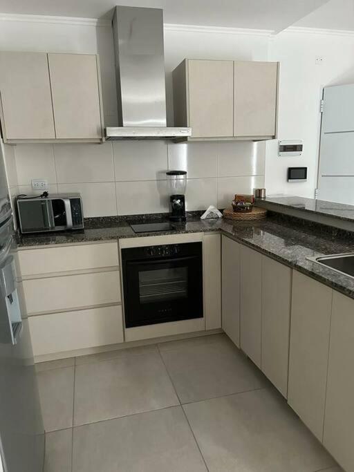 Departamento céntrico, moderno y confortable