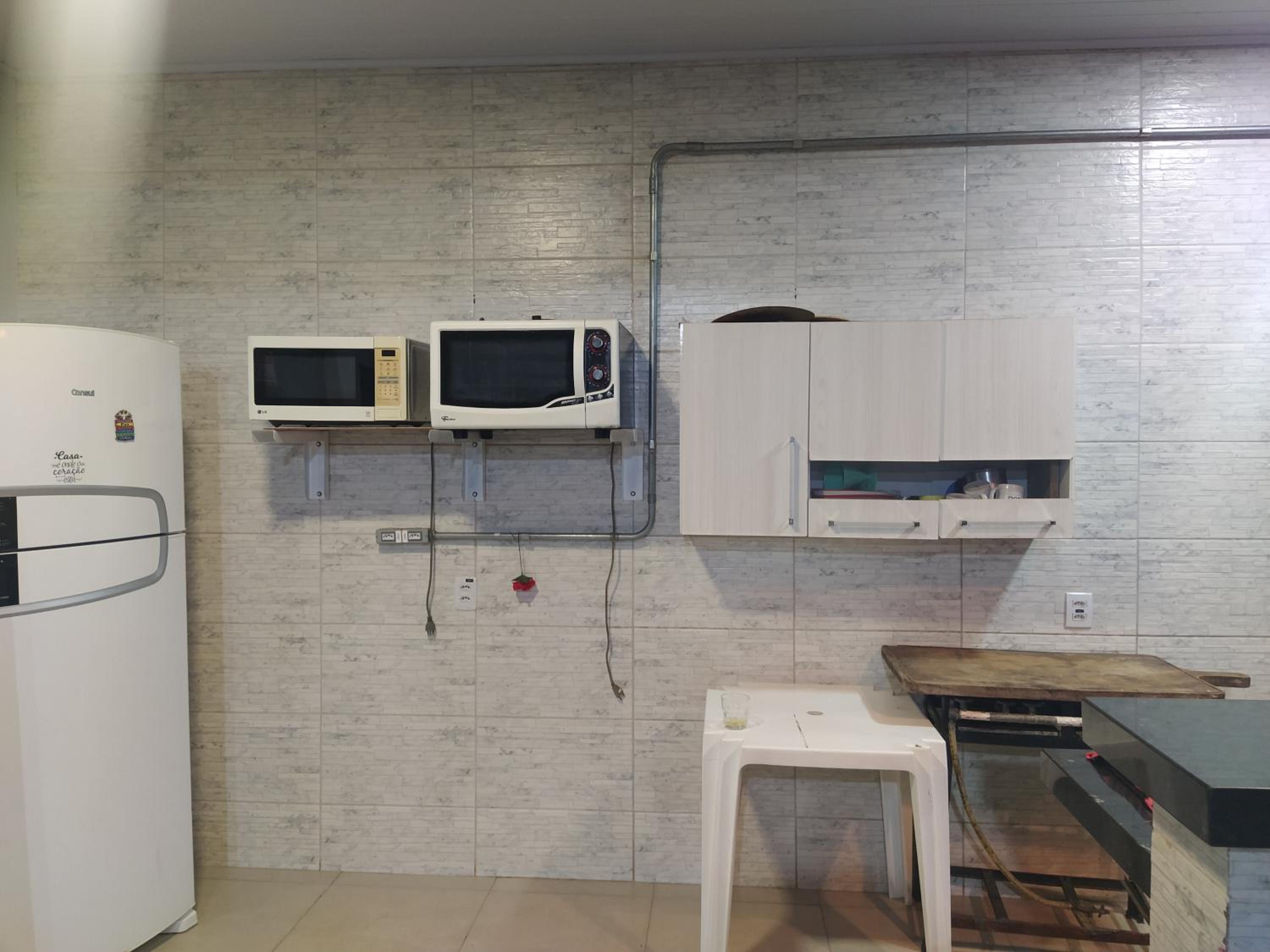 check-in autônomo em Piscina, Hidro, churrasqueira, casa dispondo até 3 quartos, 3 ar, 2b, tudo privativo - Reserva valor 6 hóspedes para abrir os 3 quarto
