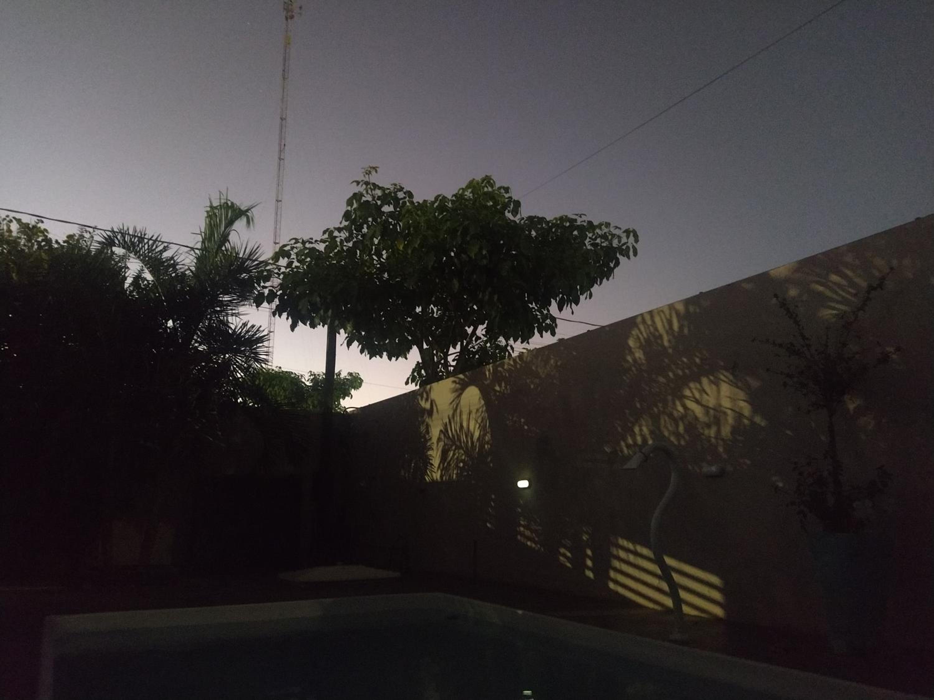 check-in autônomo em Piscina, Hidro, churrasqueira, casa dispondo até 3 quartos, 3 ar, 2b, tudo privativo - Reserva valor 6 hóspedes para abrir os 3 quarto