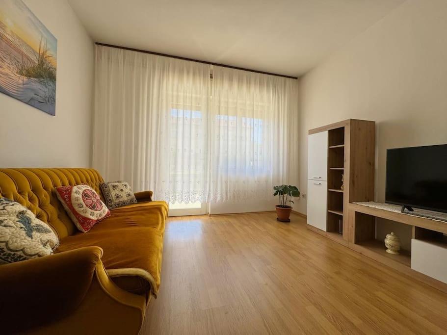 Apartment Ella