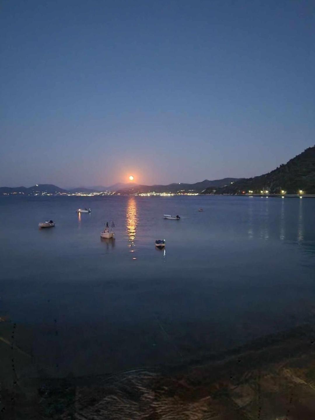 Beach House Antonis Avlakia