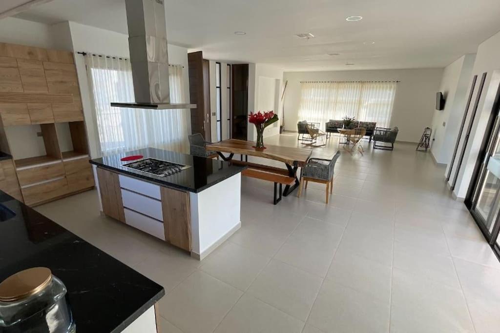 Villa La Bendición - Hermosa casa campestre en Villavicencio