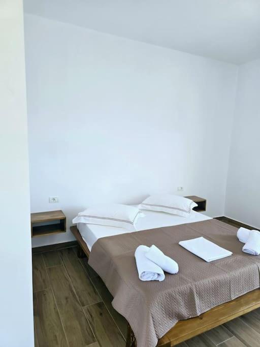 Ambelas Getaways
