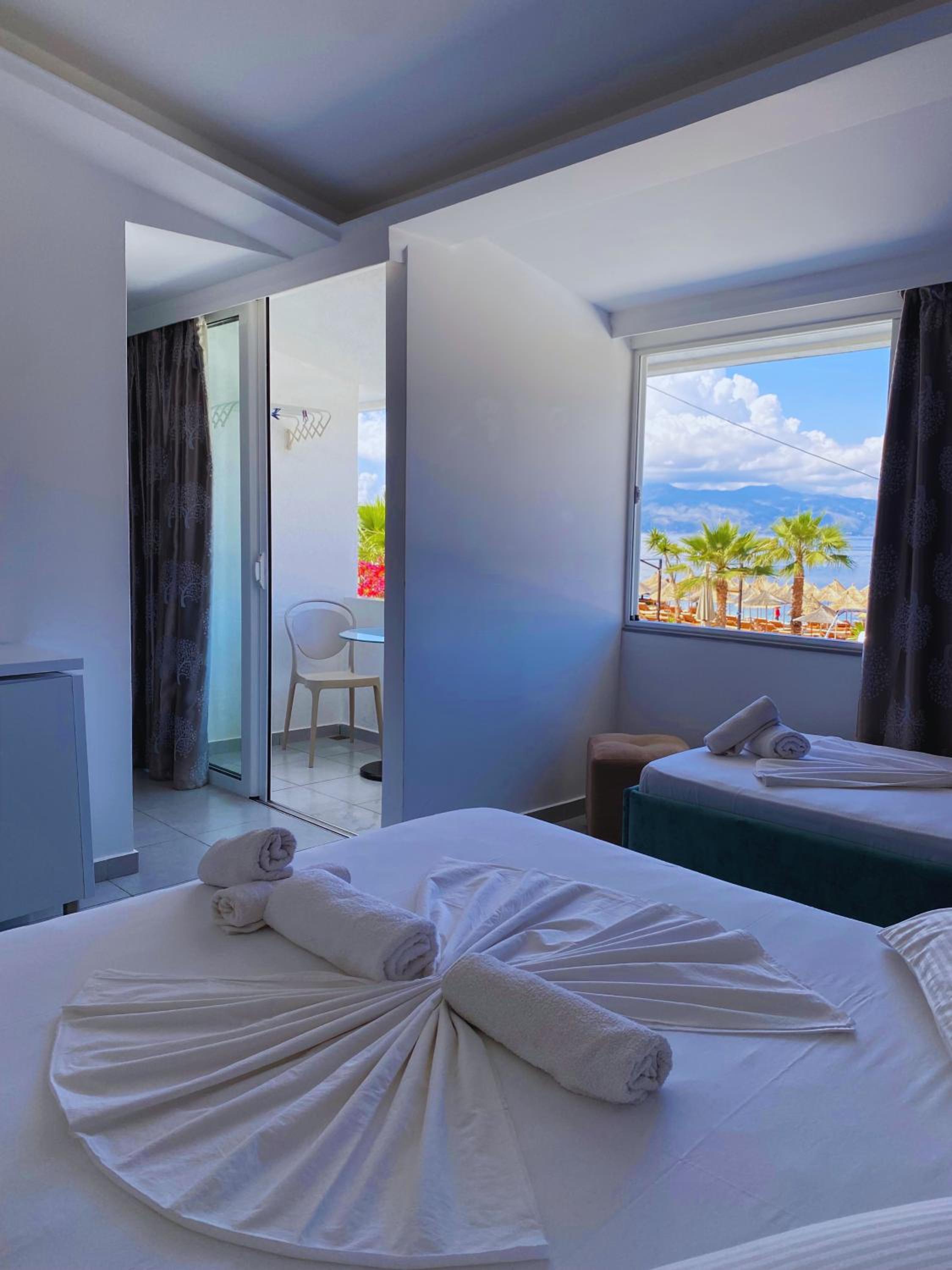 Santa Paola Apartments
