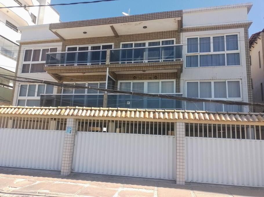 Frente Mar- Apart 3 quartos e 2 vagas de garagem na Prainha!