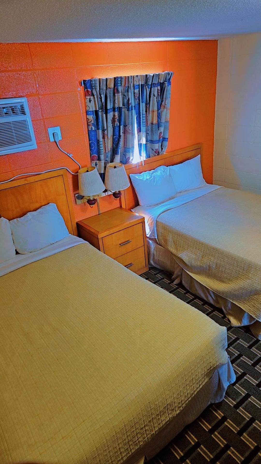 Wayfarer Motel