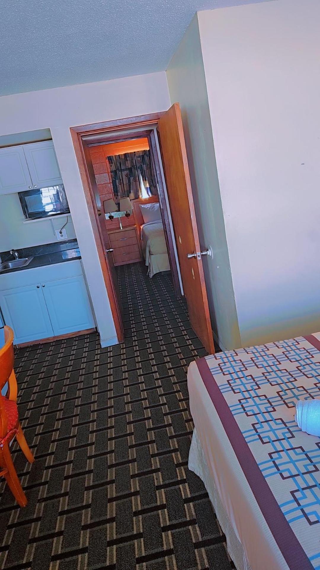 Wayfarer Motel