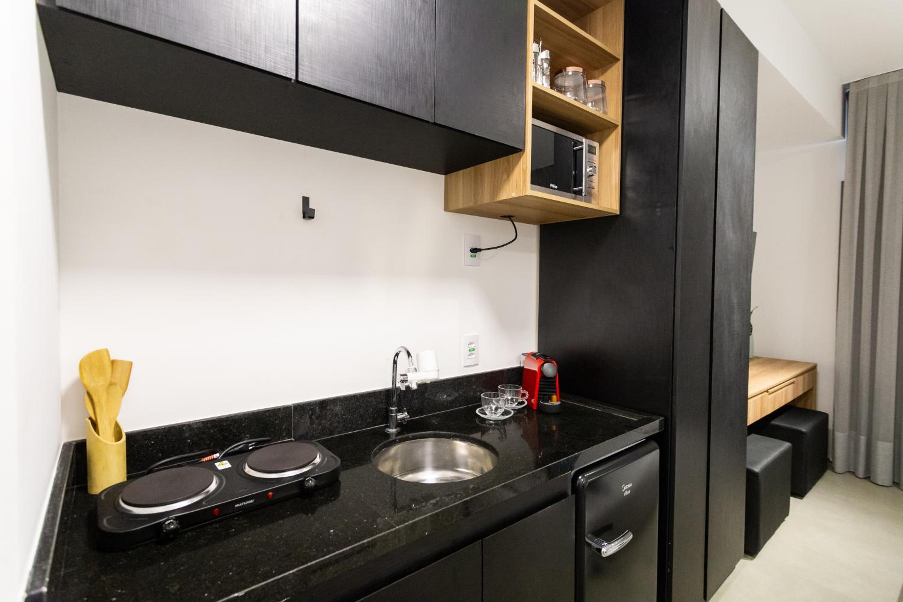 EASY STAR - Lindo Studio na Bela Cintra próximo a Paulista - NC02H