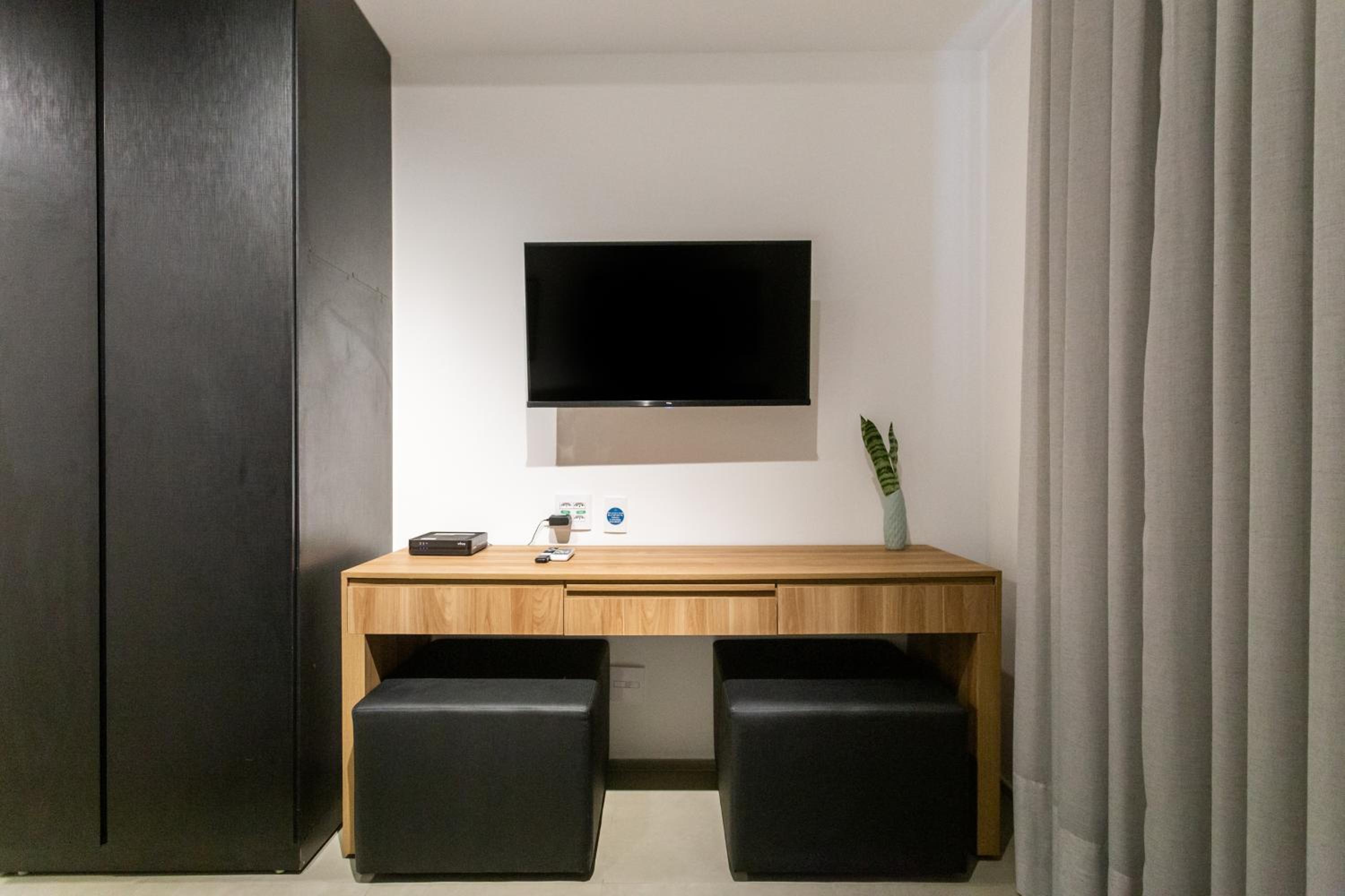 EASY STAR - Lindo Studio na Bela Cintra próximo a Paulista - NC02H