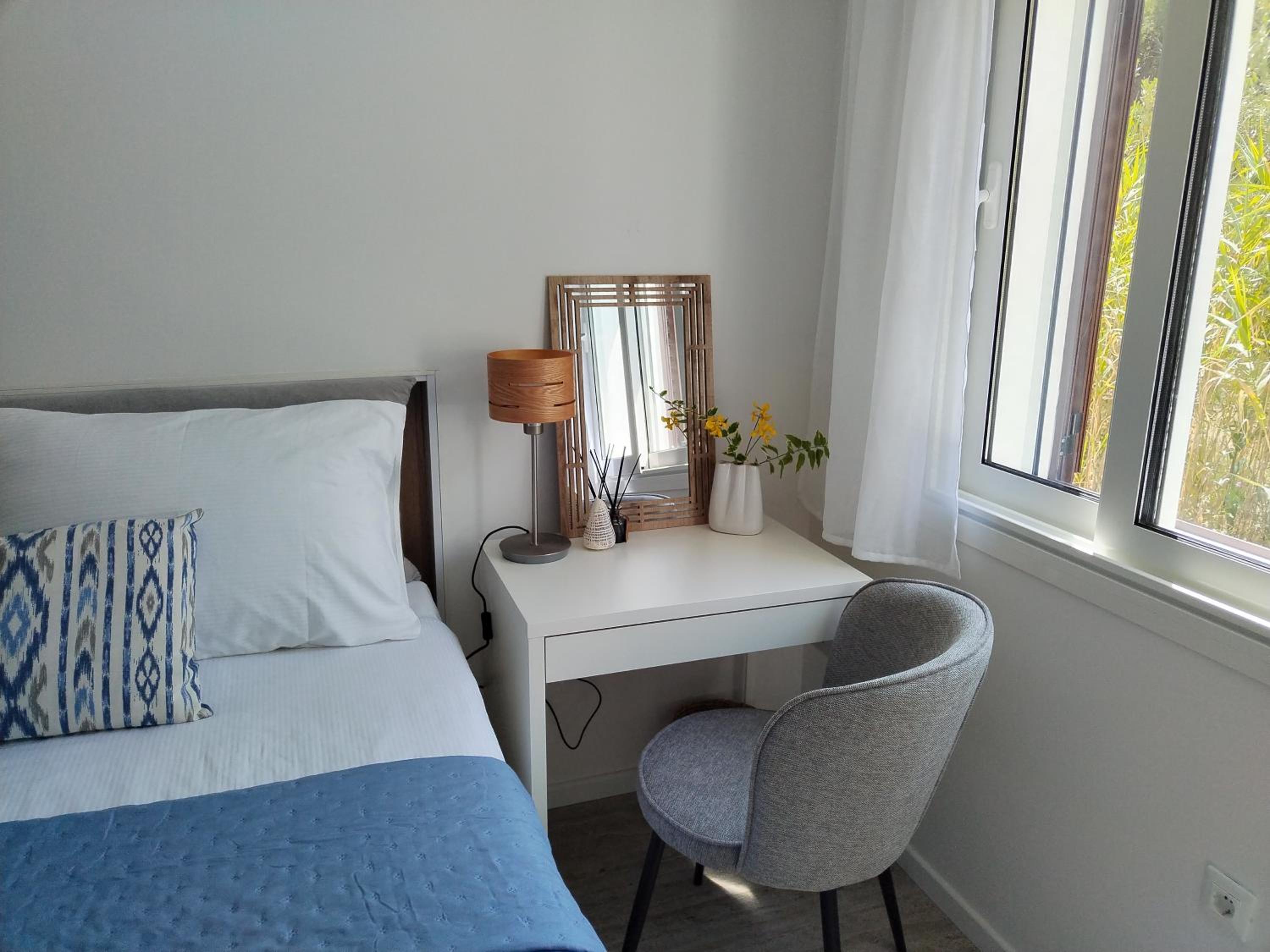 Beachfront apartment Suncana