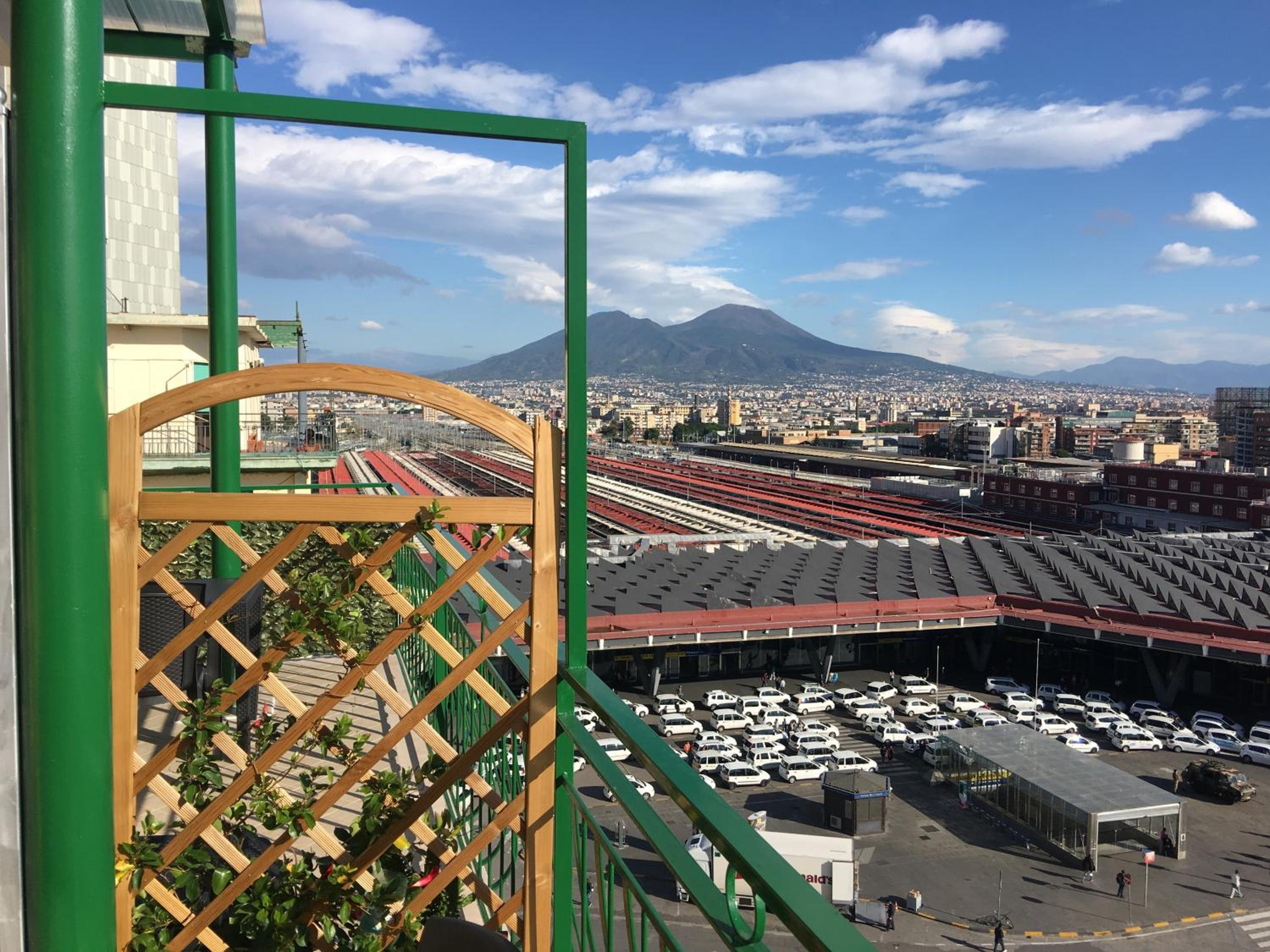Top Floor Rentrooms Napoli