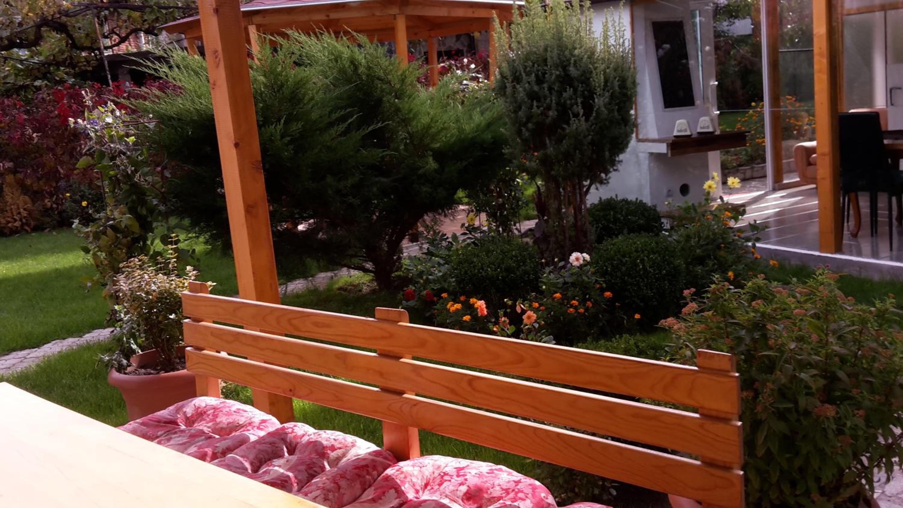 Kyurkchievi Guest House