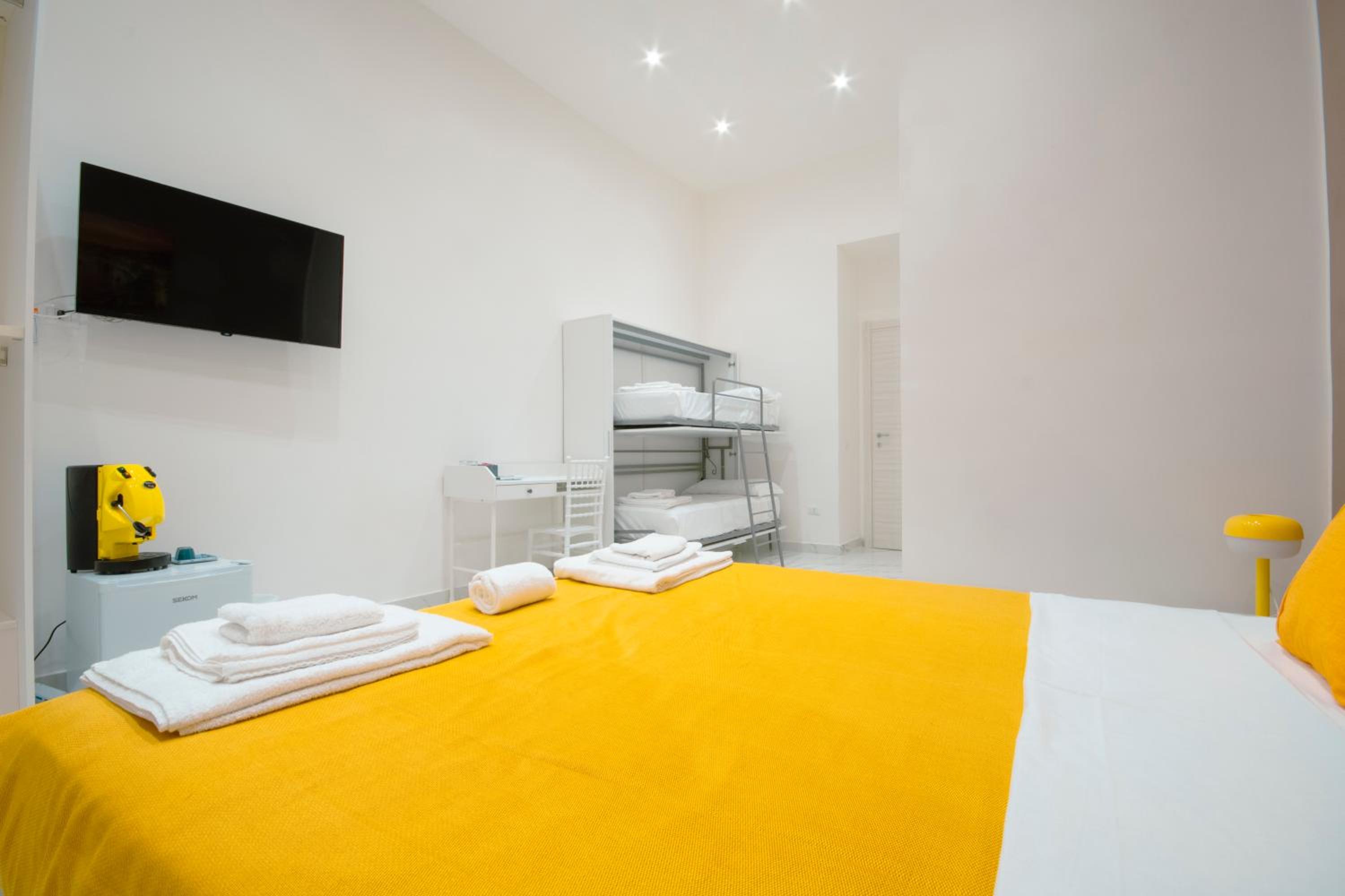 B&B Oasi - Metro Montesanto, Centro Storico