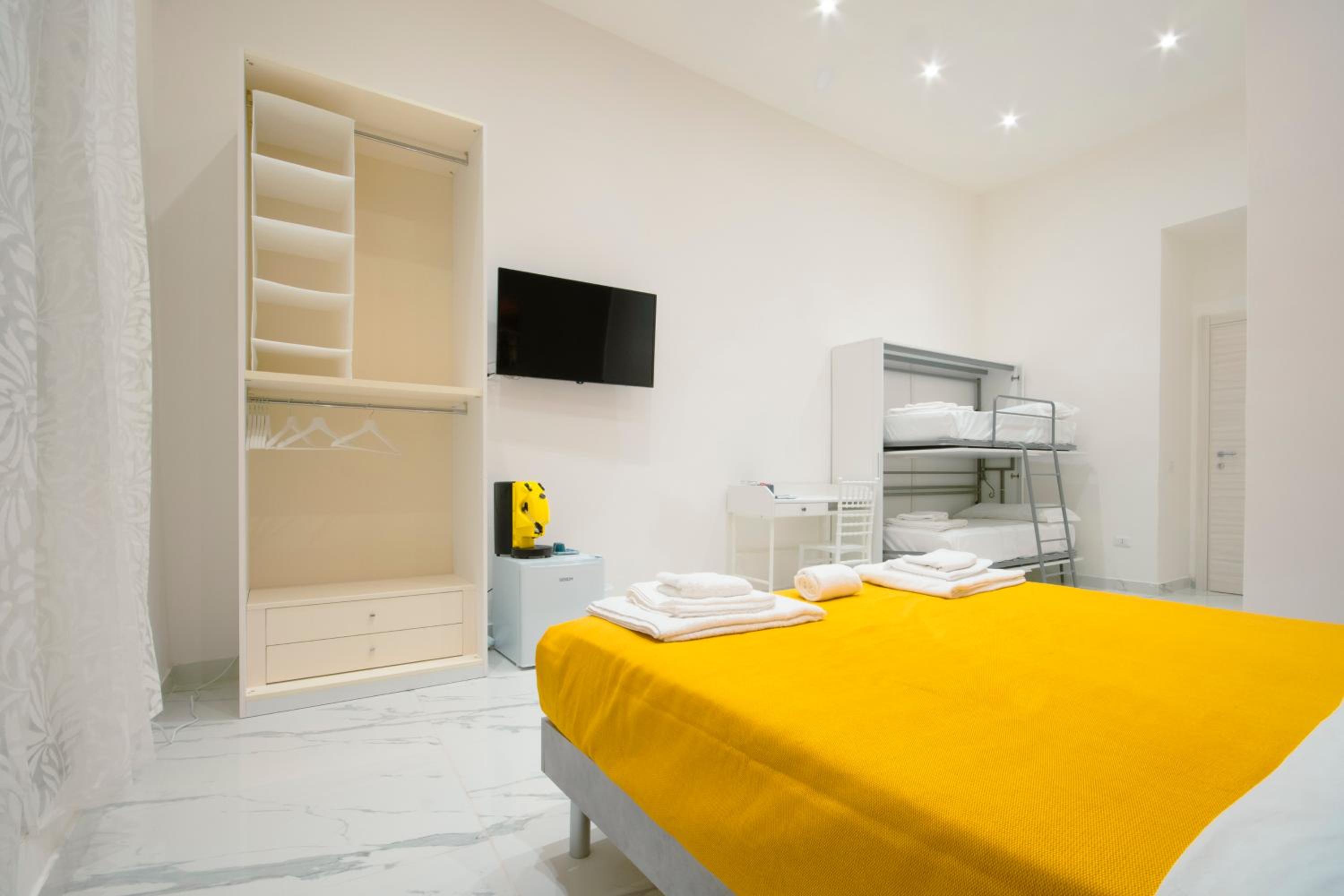 B&B Oasi - Metro Montesanto, Centro Storico